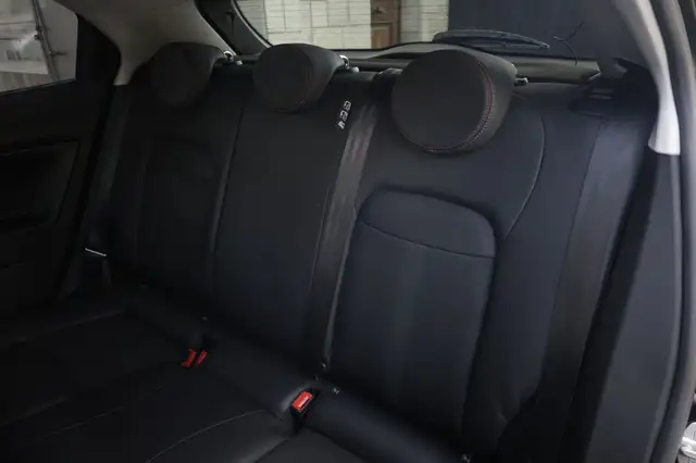 Fiat 500X view 3