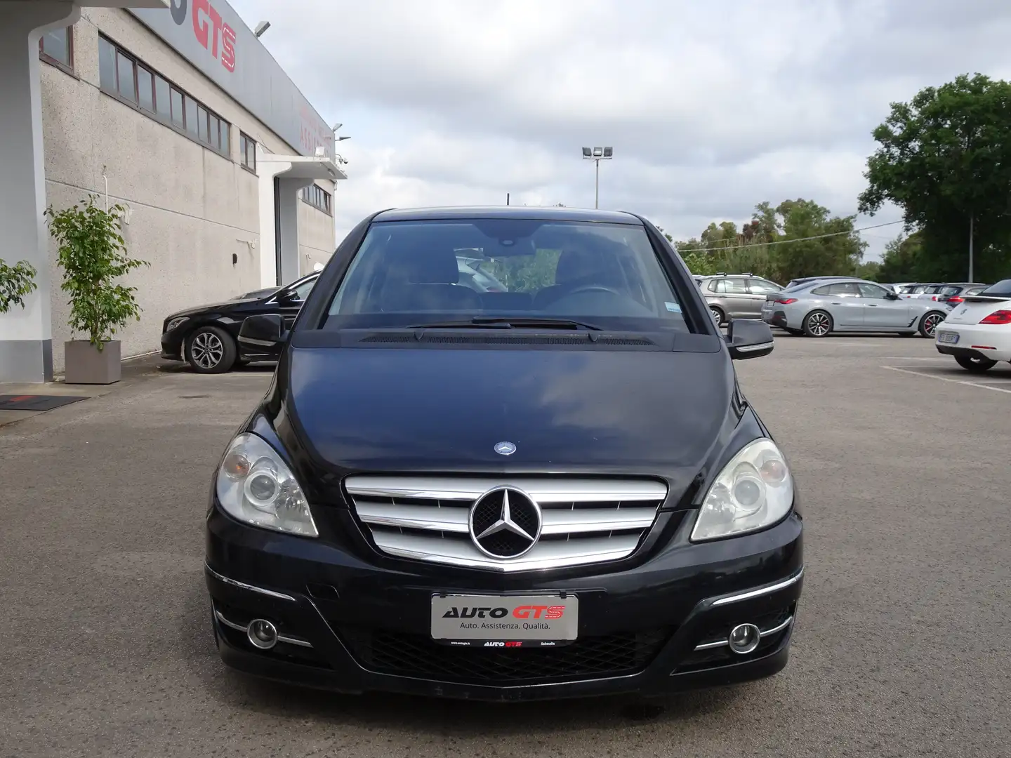 Mercedes-Benz B 180 B 180 cdi FL Černá - 2