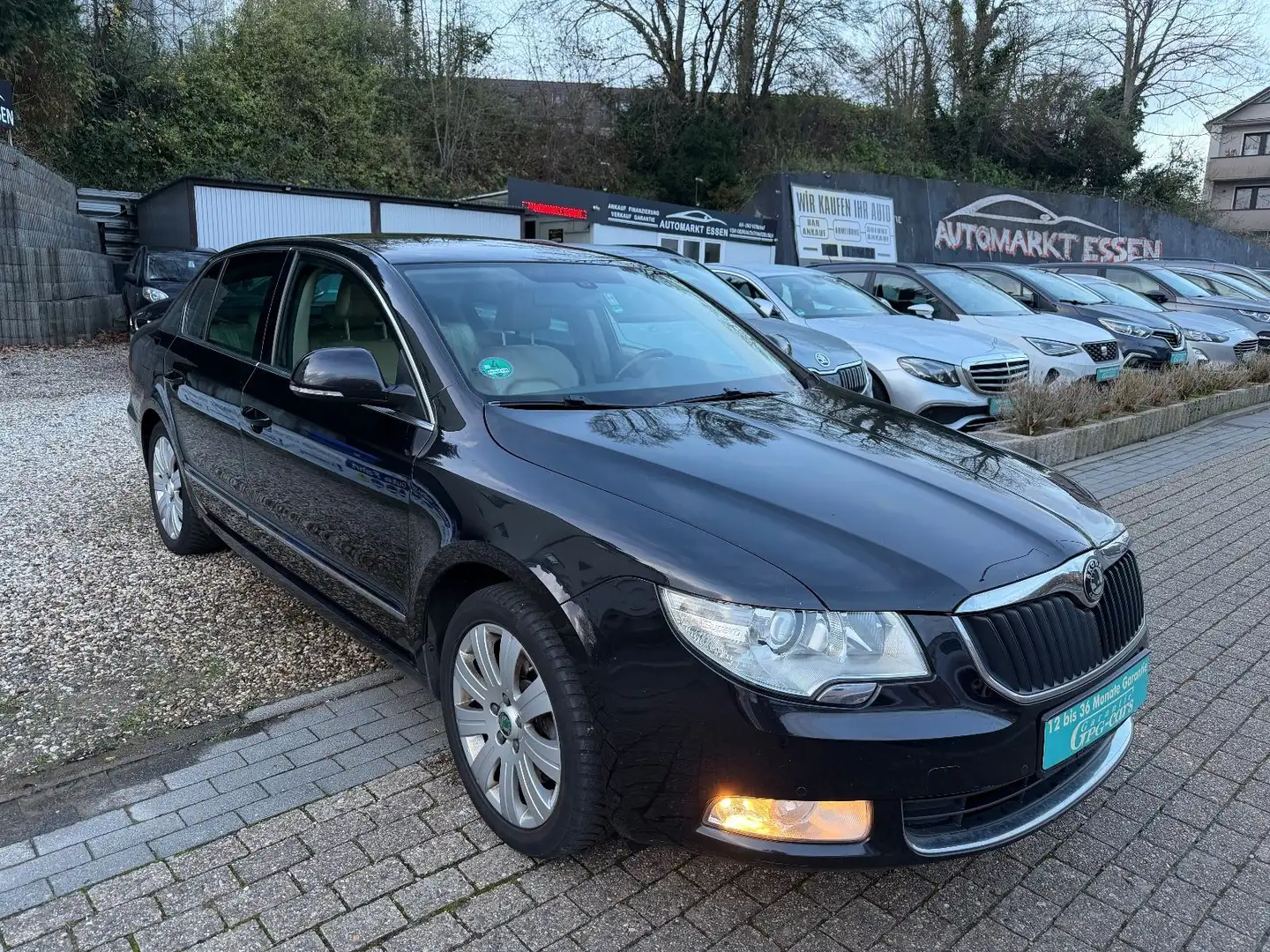 Skoda Superb Elegance*TÜV NEU*AUTOMATIK*LEDER*1 HAND* Noir - 2