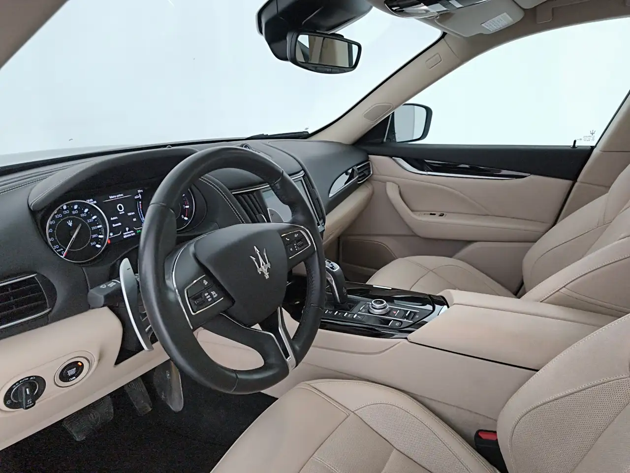 Maserati Levante 2023 — фото 6