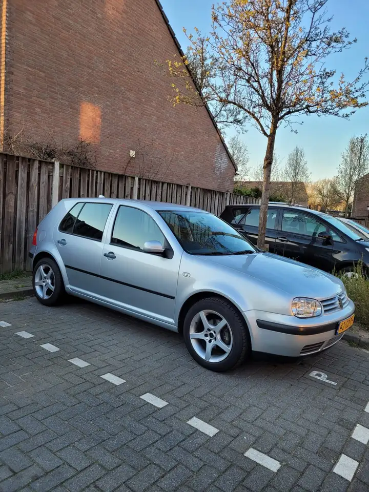 Volkswagen Golf 4, foto 4