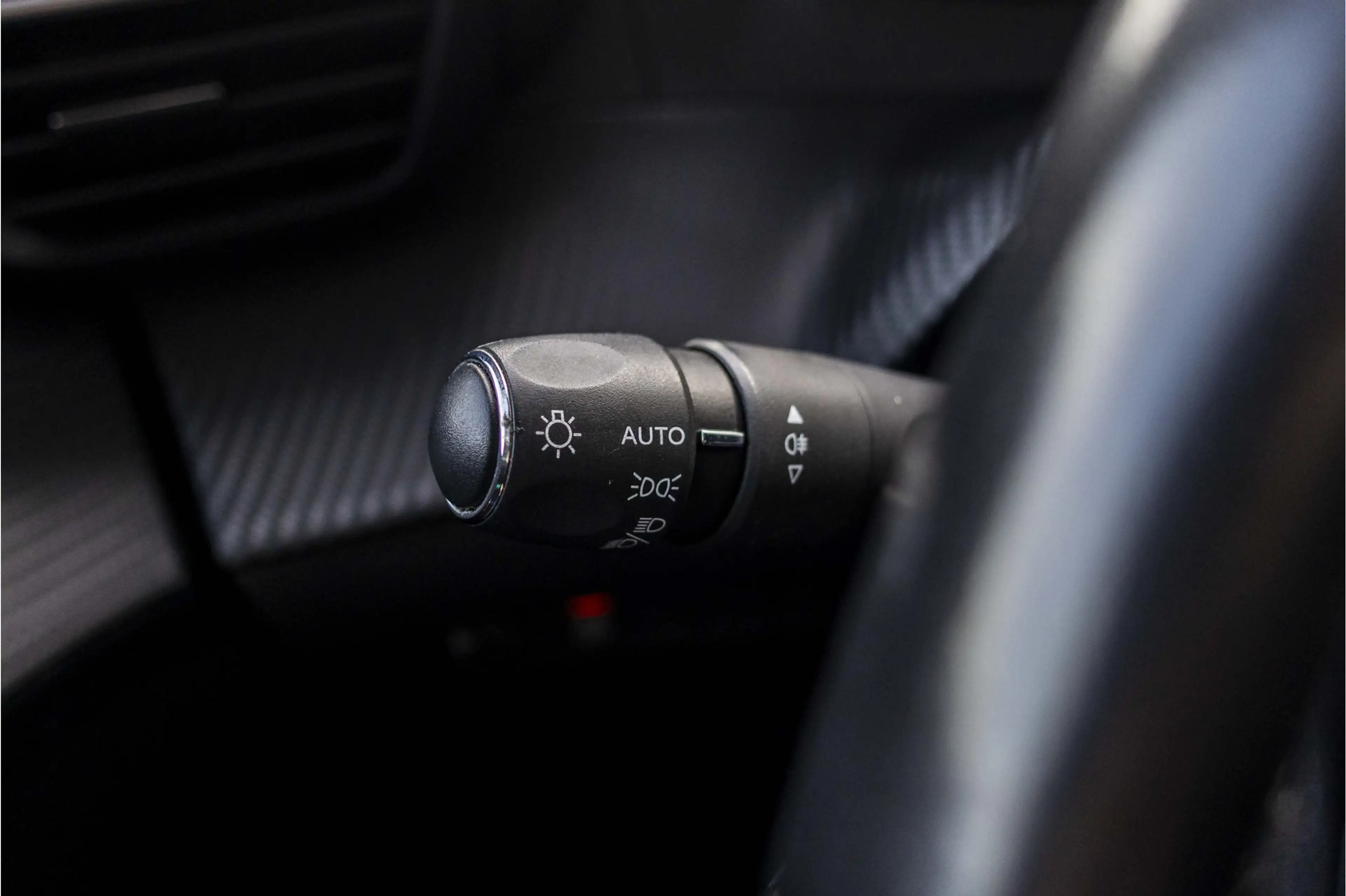 Peugeot e-208 EV Allure Pack 50 kWh Camera | Carplay — photo 32