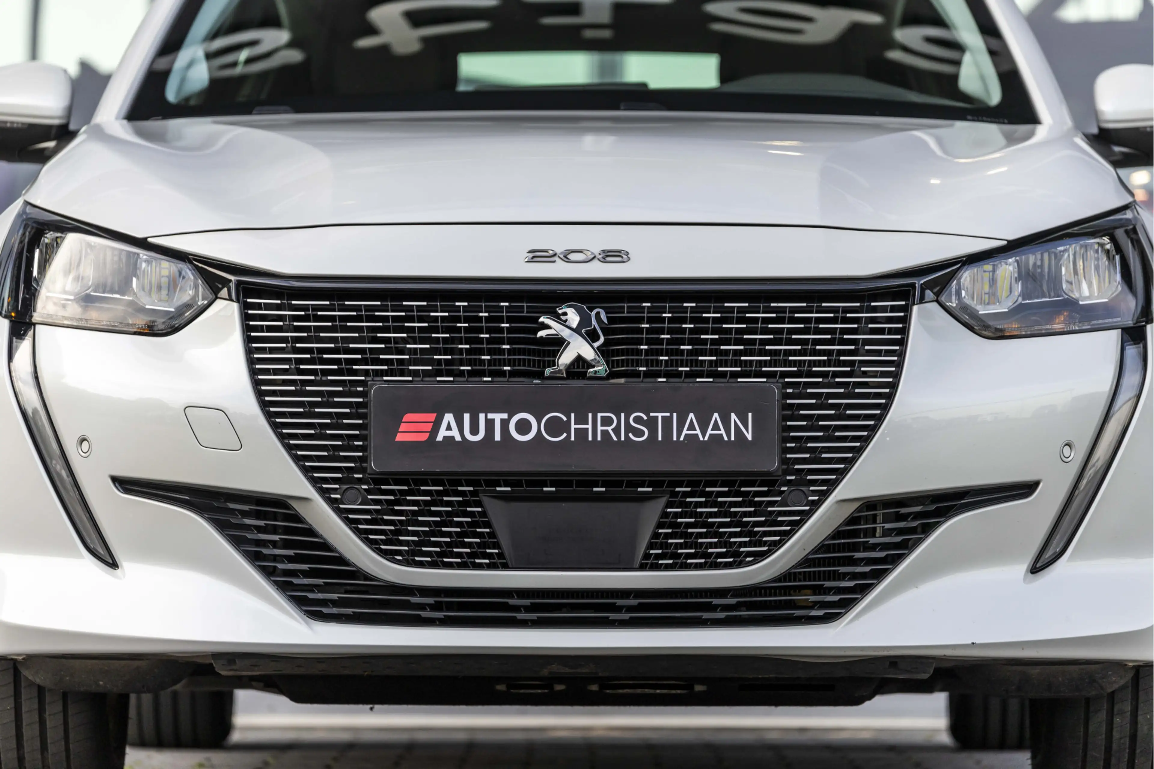 Peugeot e-208 EV Allure Pack 50 kWh Camera | Carplay — photo 16