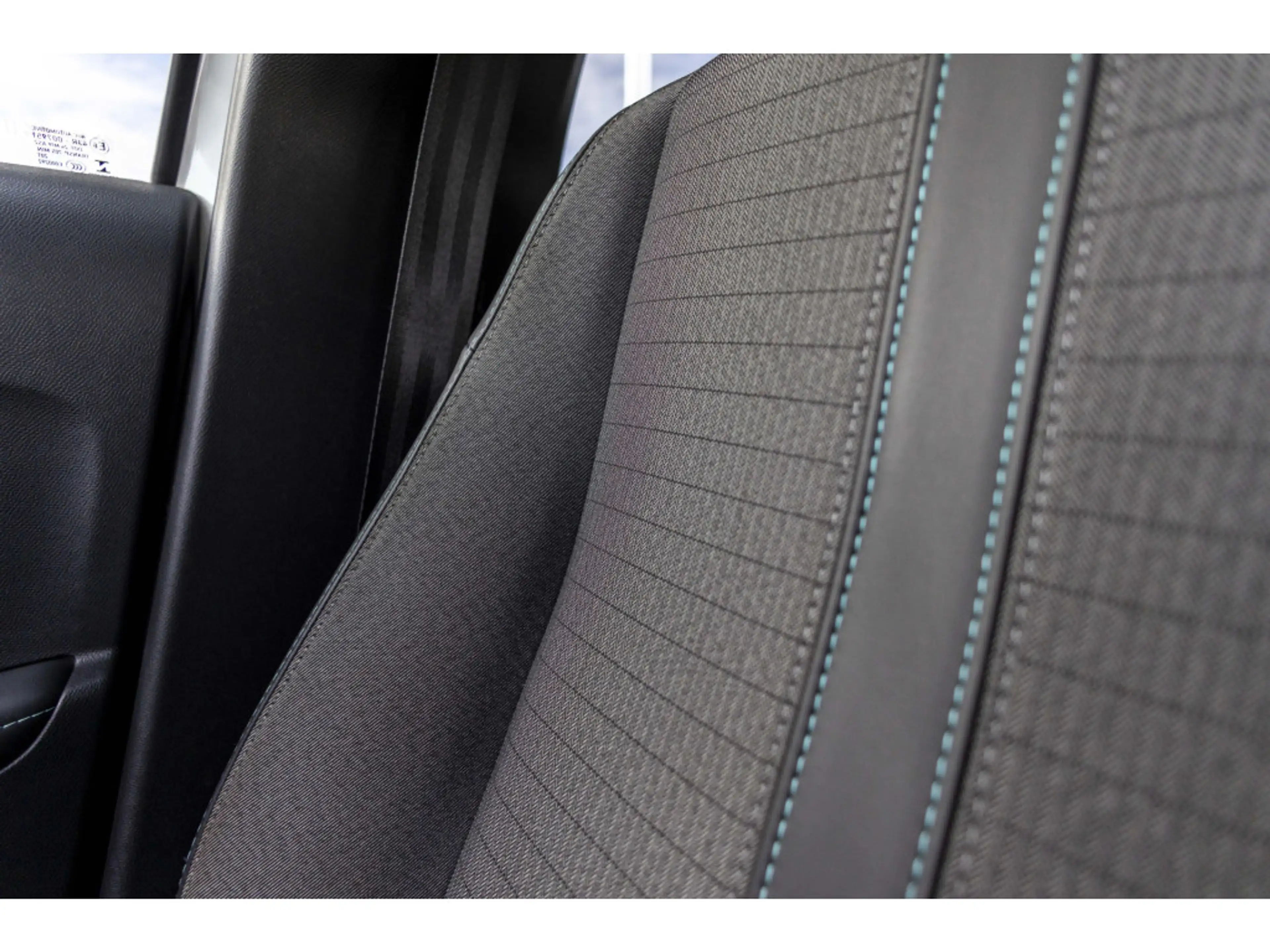 Peugeot e-208 EV Allure Pack 50 kWh Camera | Carplay — photo 12