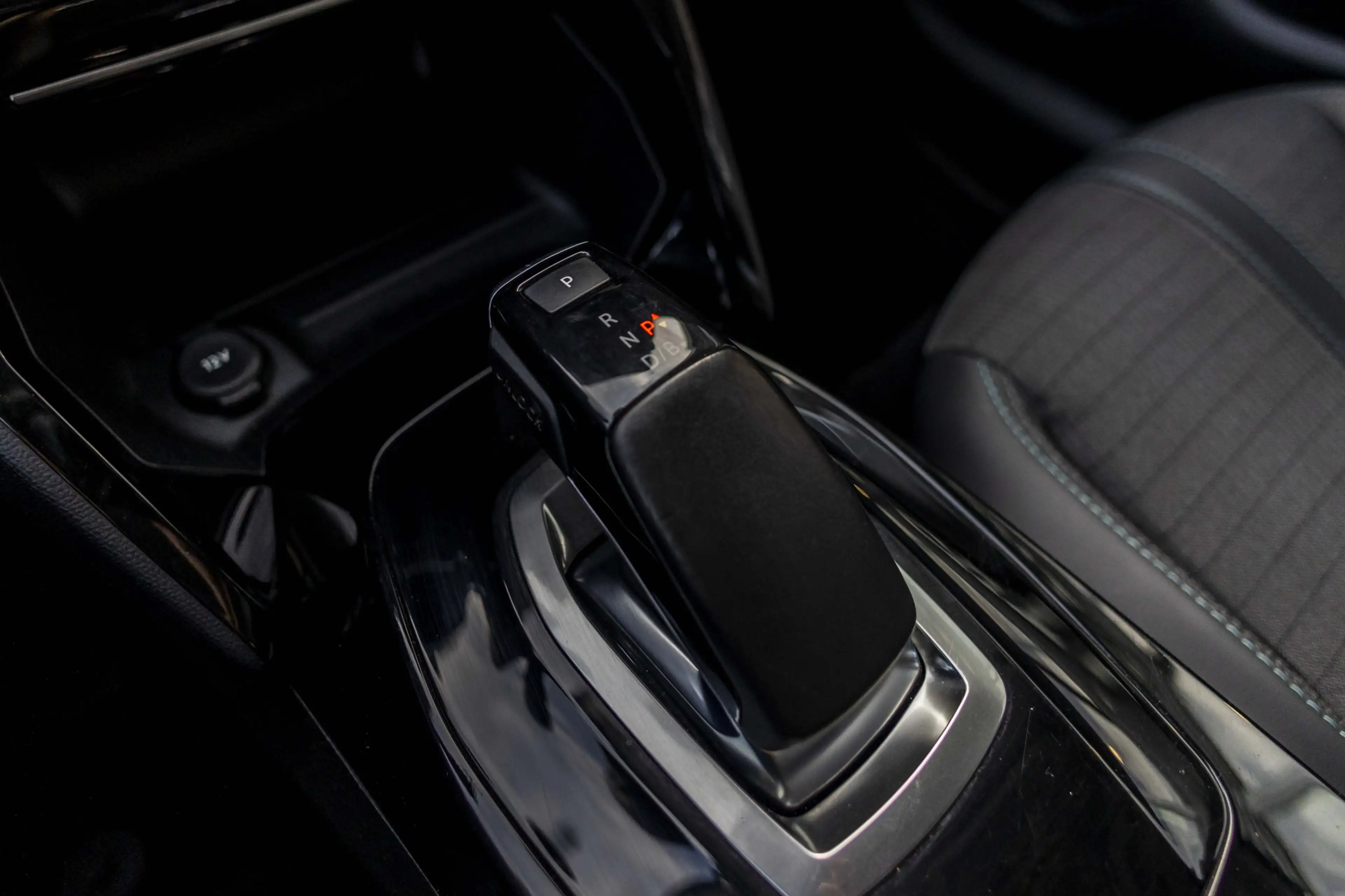 Peugeot e-208 EV Allure Pack 50 kWh Camera | Carplay — photo 22