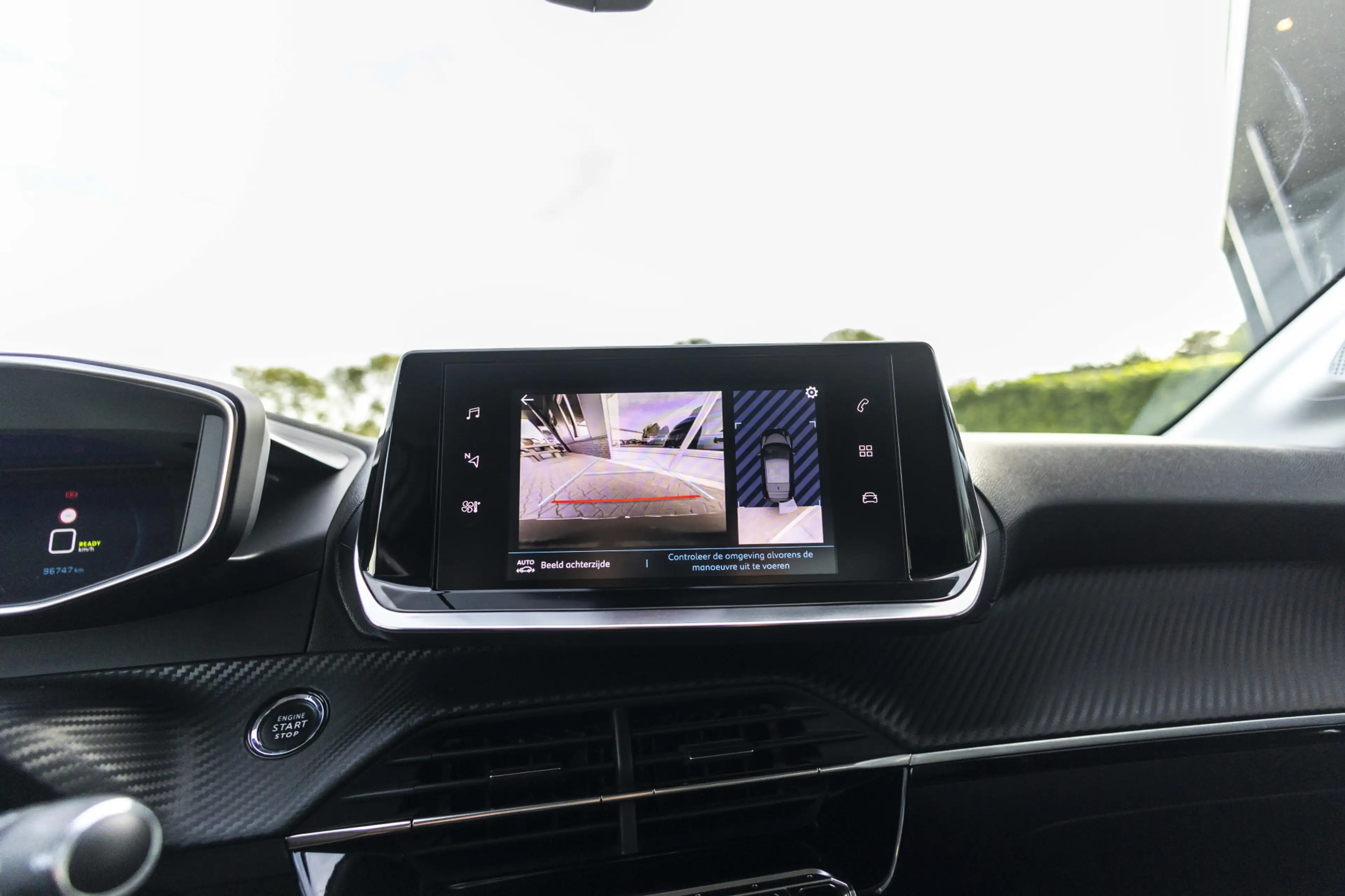 Peugeot e-208 EV Allure Pack 50 kWh Camera | Carplay — photo 23
