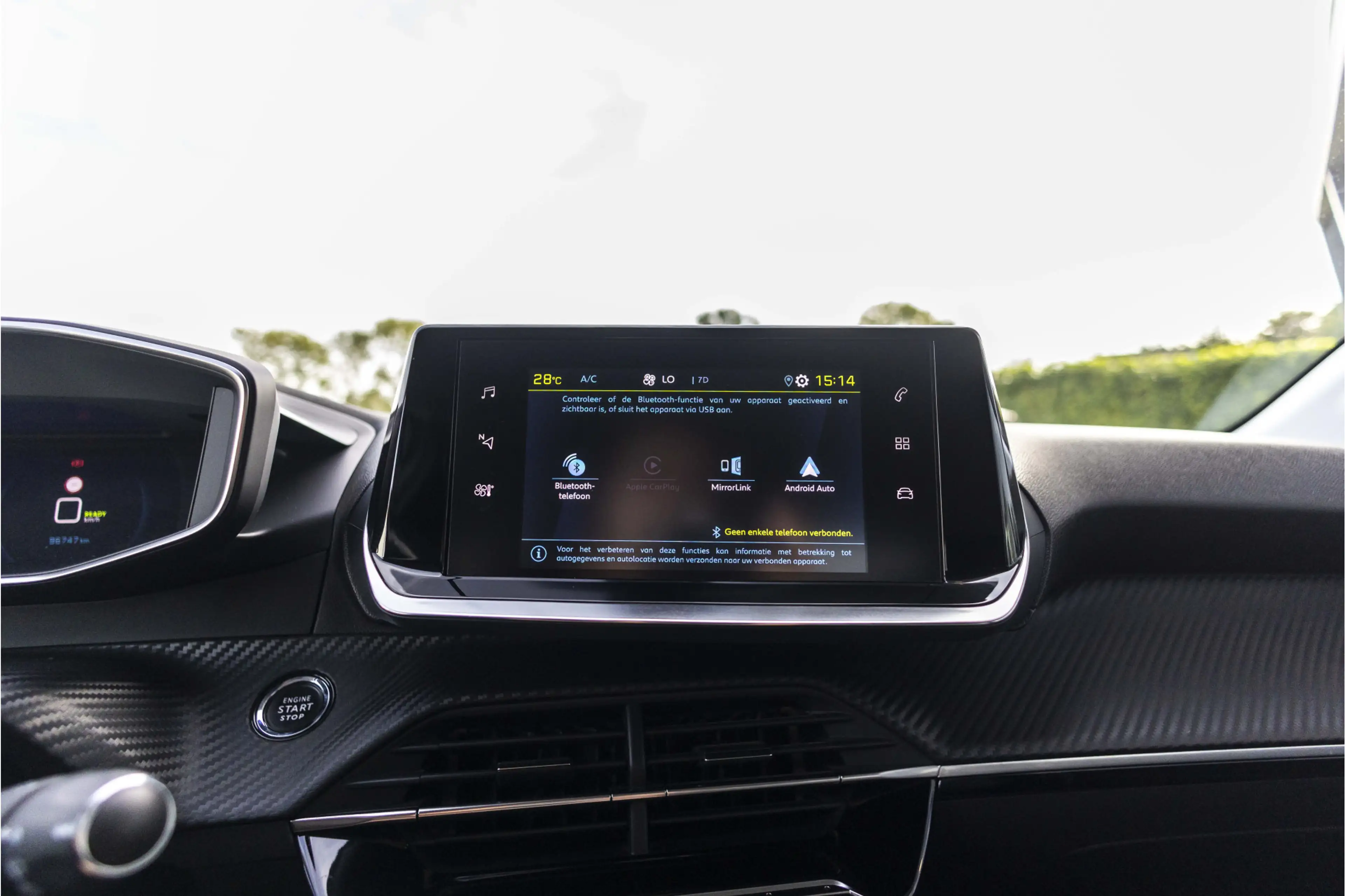 Peugeot e-208 EV Allure Pack 50 kWh Camera | Carplay — photo 25