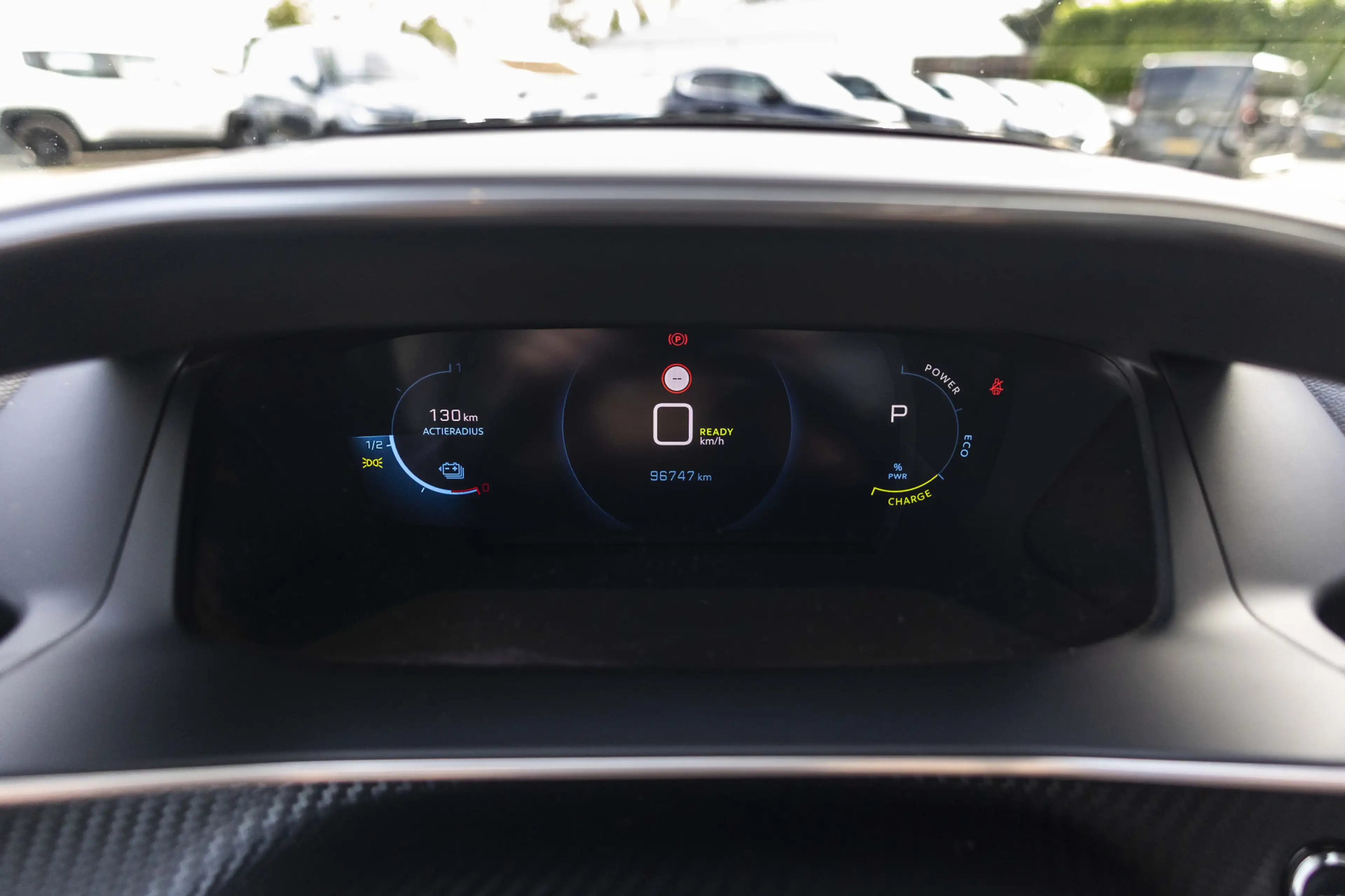 Peugeot e-208 EV Allure Pack 50 kWh Camera | Carplay — photo 8