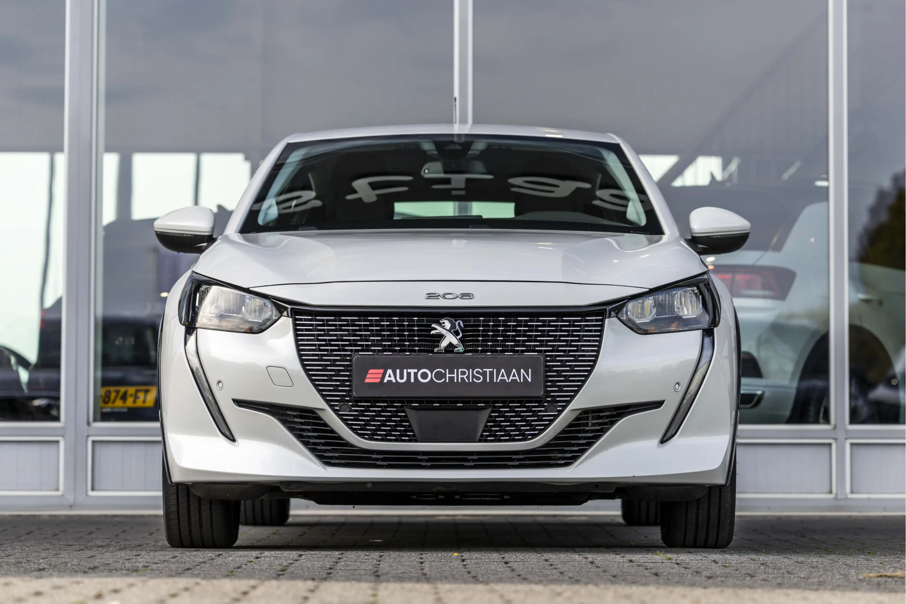 Peugeot e-208 EV Allure Pack 50 kWh Camera | Carplay — photo 3