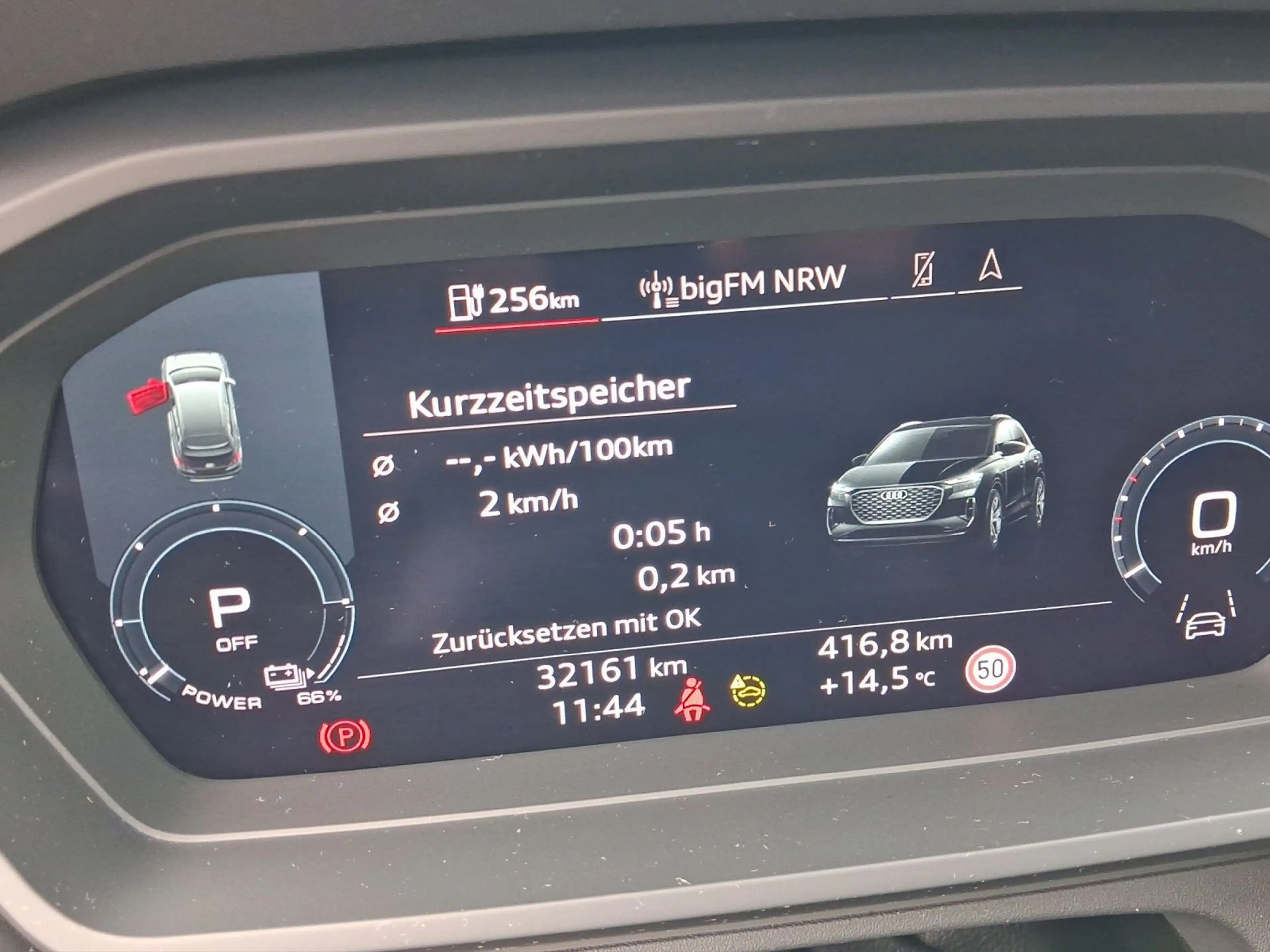 Audi Q4 e-tron 40 LM19 KAMERA SONOS PDC — photo 12