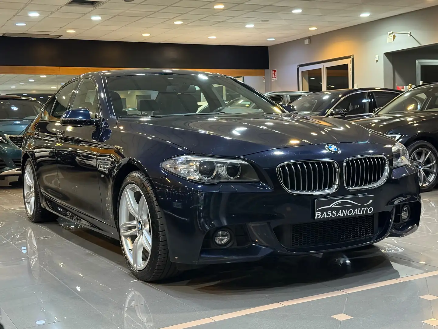 BMW 520 520d xDrive Msport Noir - 2
