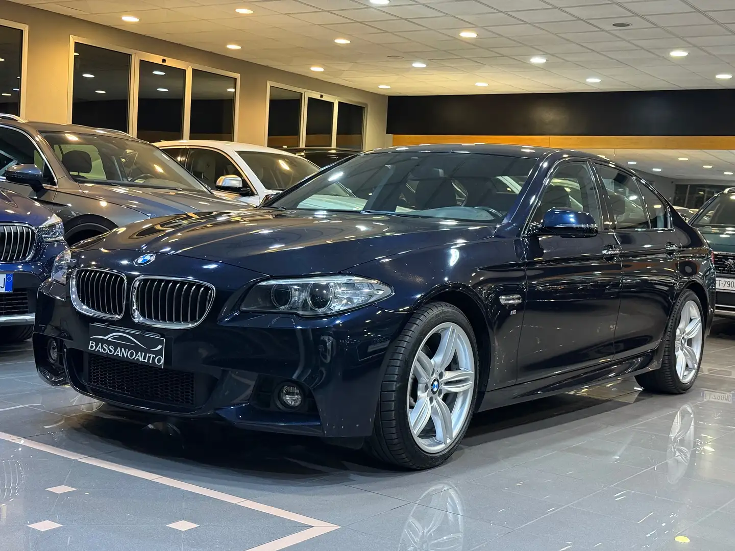 BMW 520 520d xDrive Msport Noir - 1