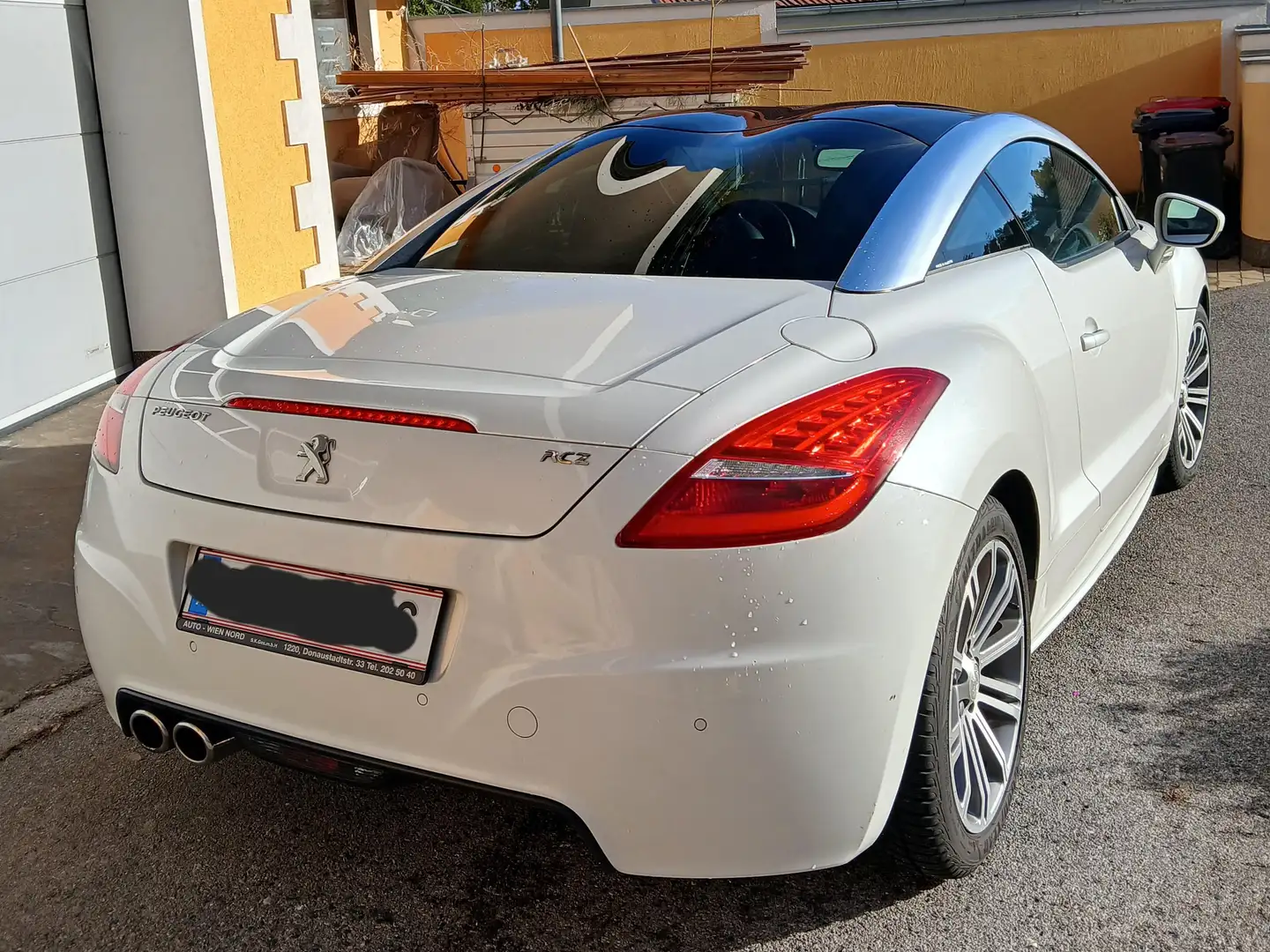 Peugeot RCZ RCZ 1,6 THP 155 Weiß - 2