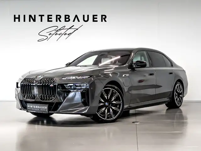 BMW 760 M760e xDrive*LUFTFED*PANO*MEMORY*SOFT-CLOSE*B&W* Ansicht 1