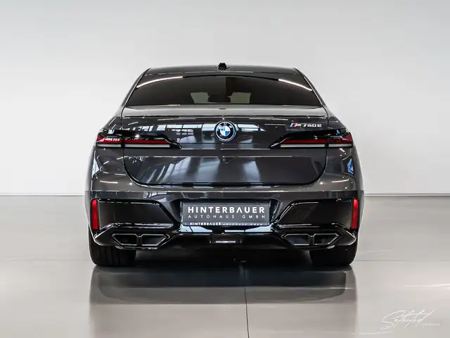 BMW 760 M760e xDrive*LUFTFED*PANO*MEMORY*SOFT-CLOSE*B&W* Ansicht 17