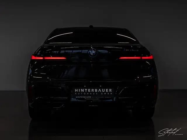 BMW 760 M760e xDrive*LUFTFED*PANO*MEMORY*SOFT-CLOSE*B&W* Ansicht 18