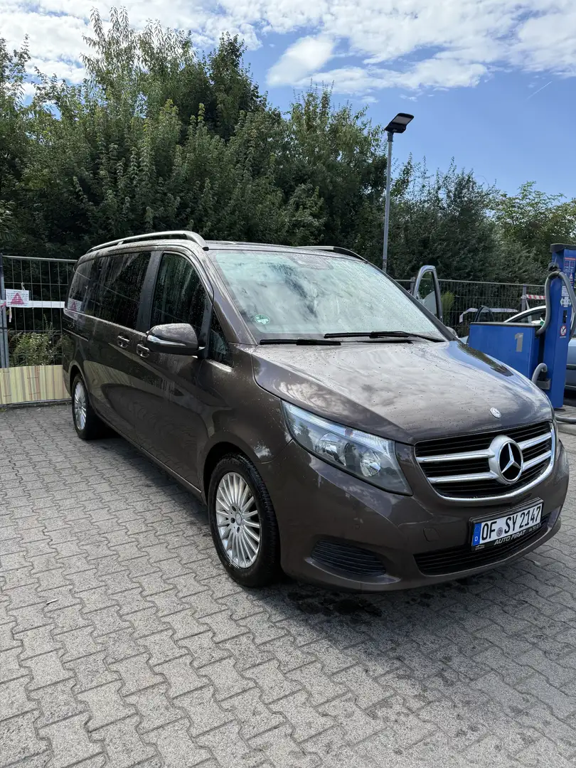 Mercedes-Benz V 220 (BlueTEC) d lang 7G-TRONIC - 1