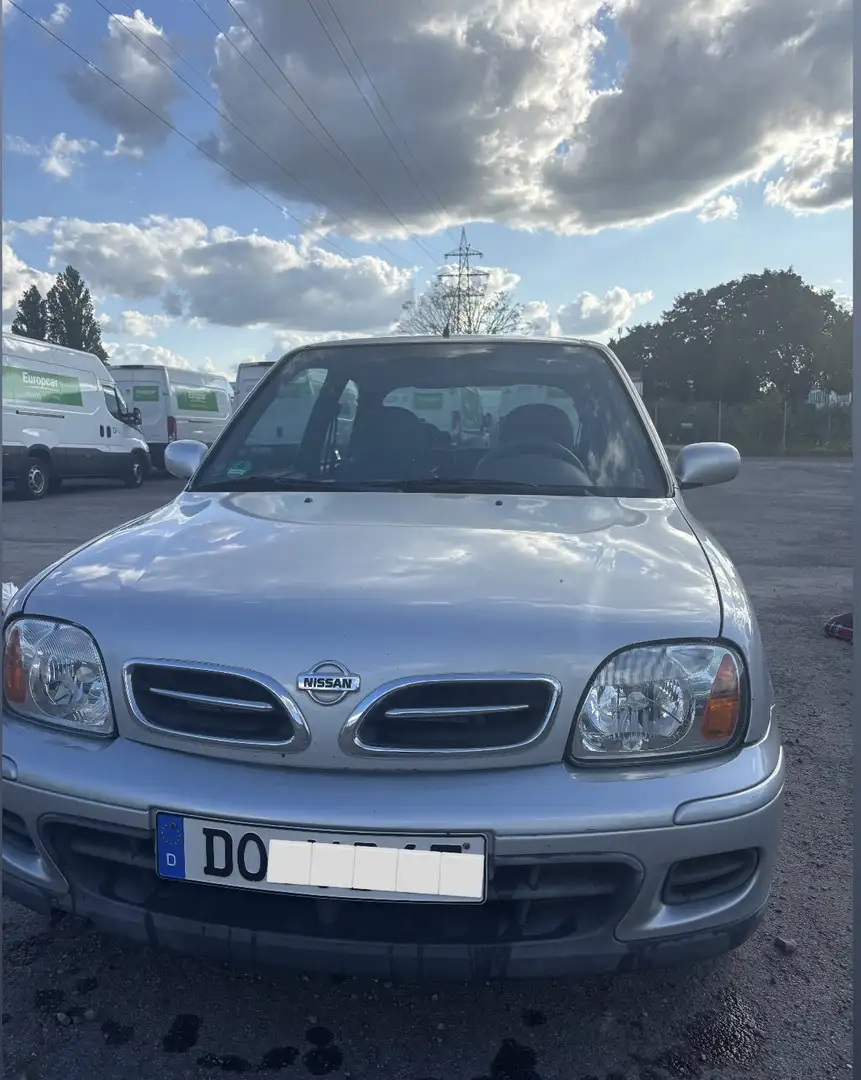 Nissan Micra 1.0 Fresh - 1