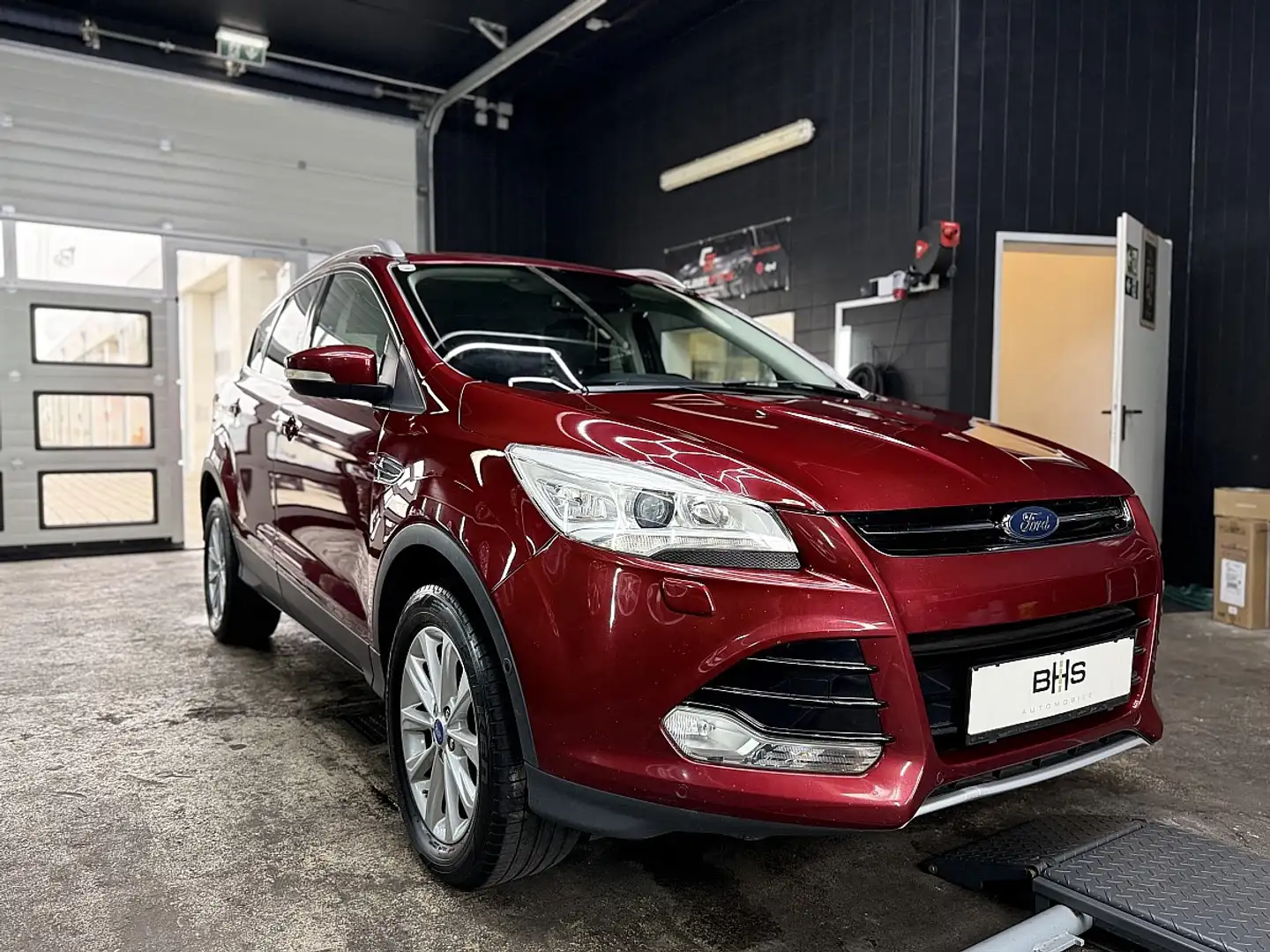 Ford Kuga 2,0 TDCi Titanium 4x4 Aut. *GARANTIE* Schwarz - 2