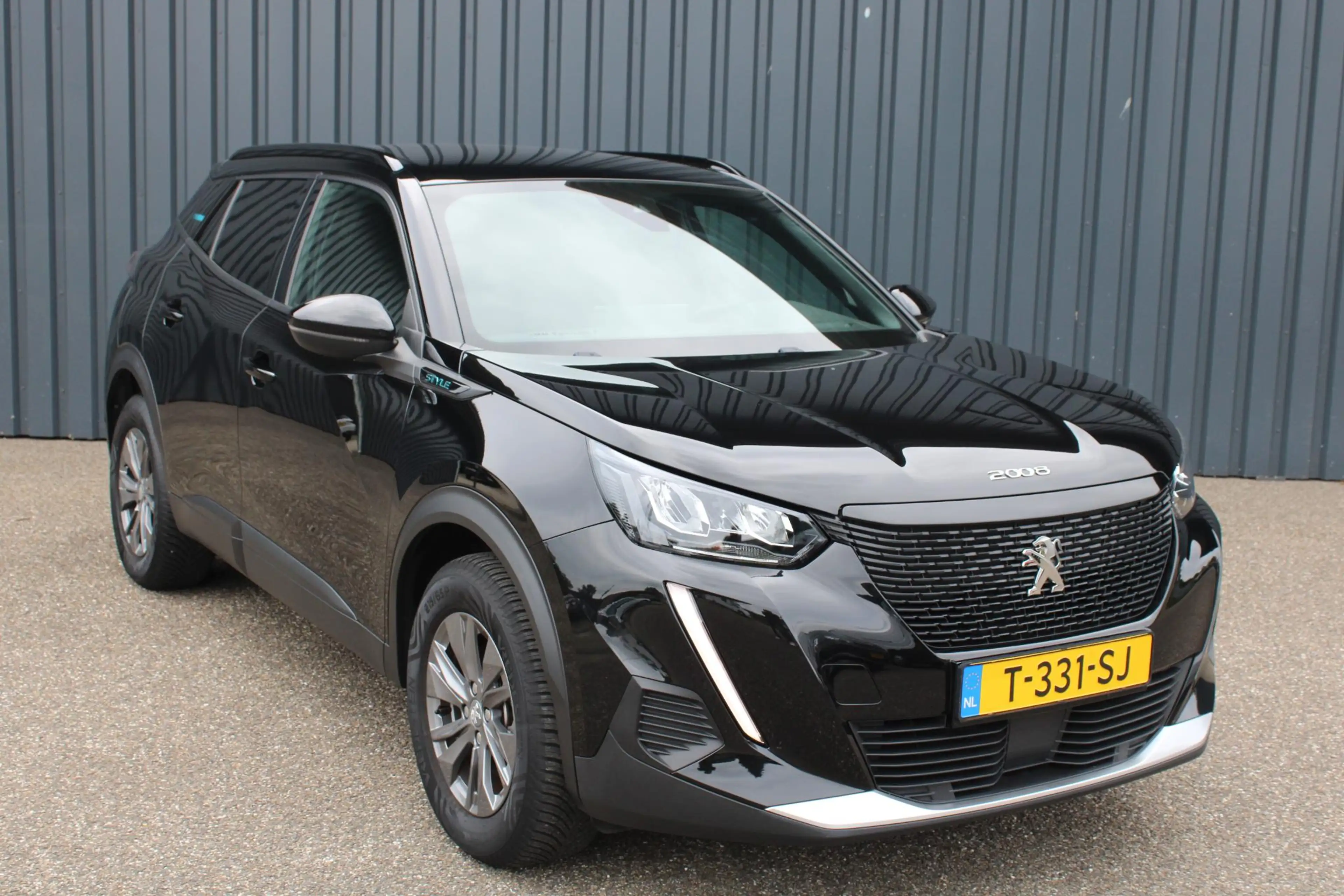 Peugeot e-2008 EV Style 50 kWh Carplay | Navigatie | Camera | All — photo 2