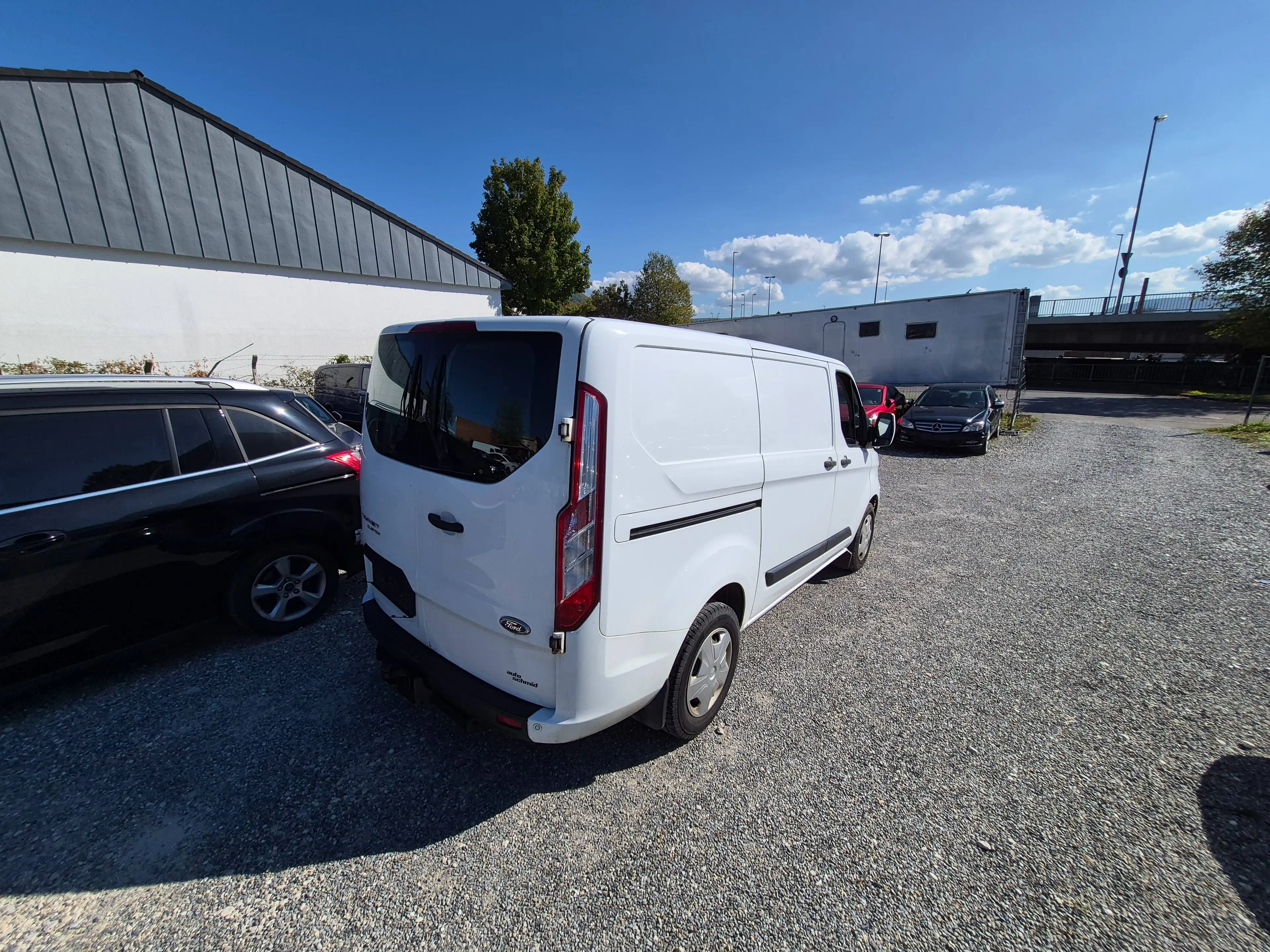 Ford Transit Custom 320 L1 — photo 4