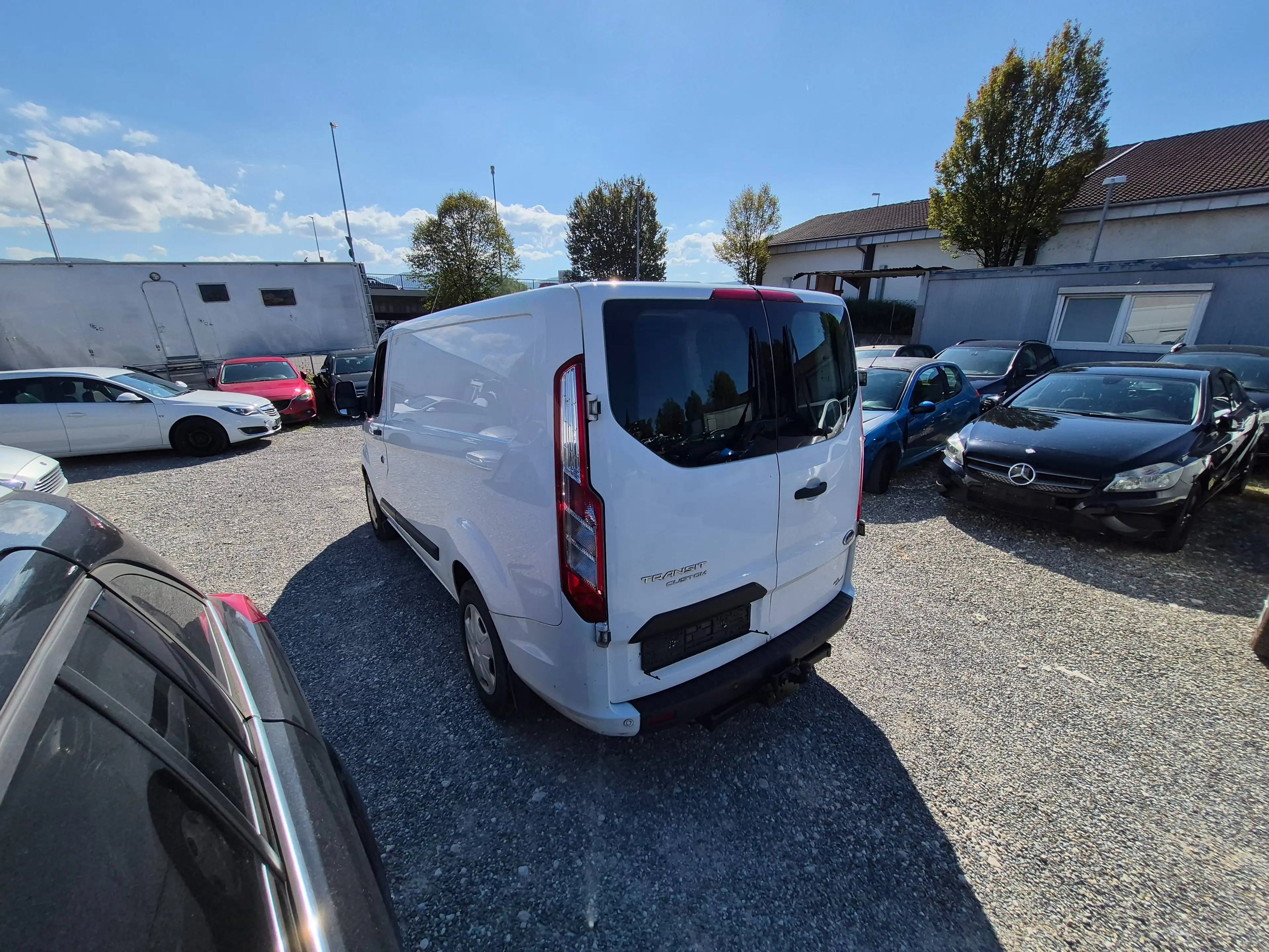 Ford Transit Custom 320 L1 — photo 5