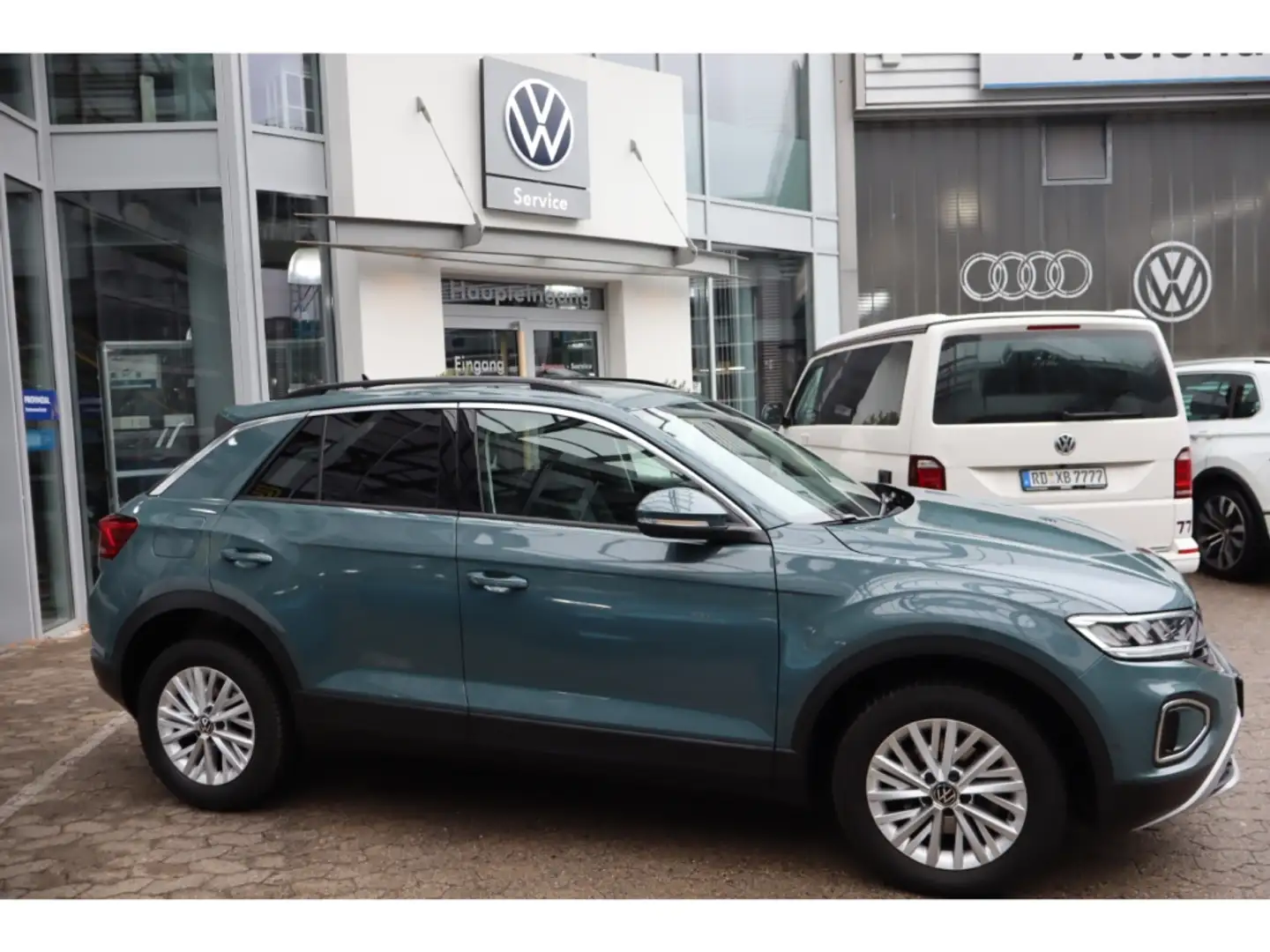 Volkswagen T-Roc 1.0 TSI Life Navi Sitzhzg. GJ Climatronic Bleu - 2