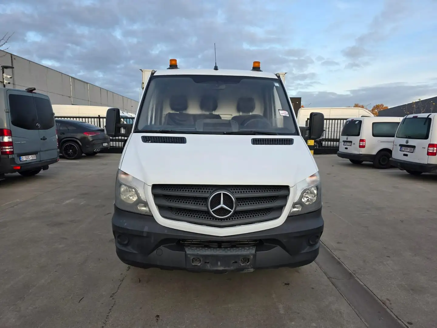 Mercedes-Benz Sprinter 519 (Stock ID 77608) Blanc - 2