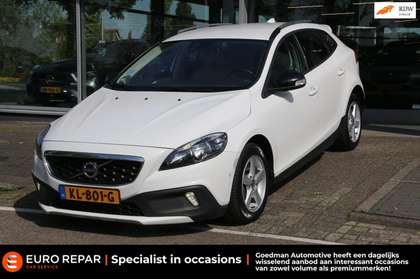 Volvo V40 Cross Country 2.0 D3 Momentum AUTOMAAT
