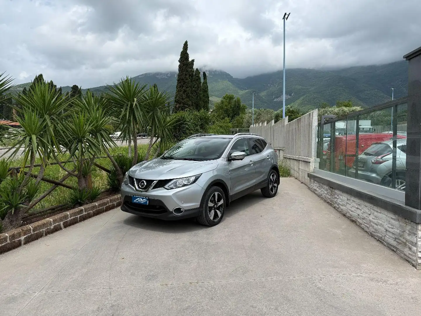 Nissan Qashqai 1.5 dCi Tekna Bianco - 1