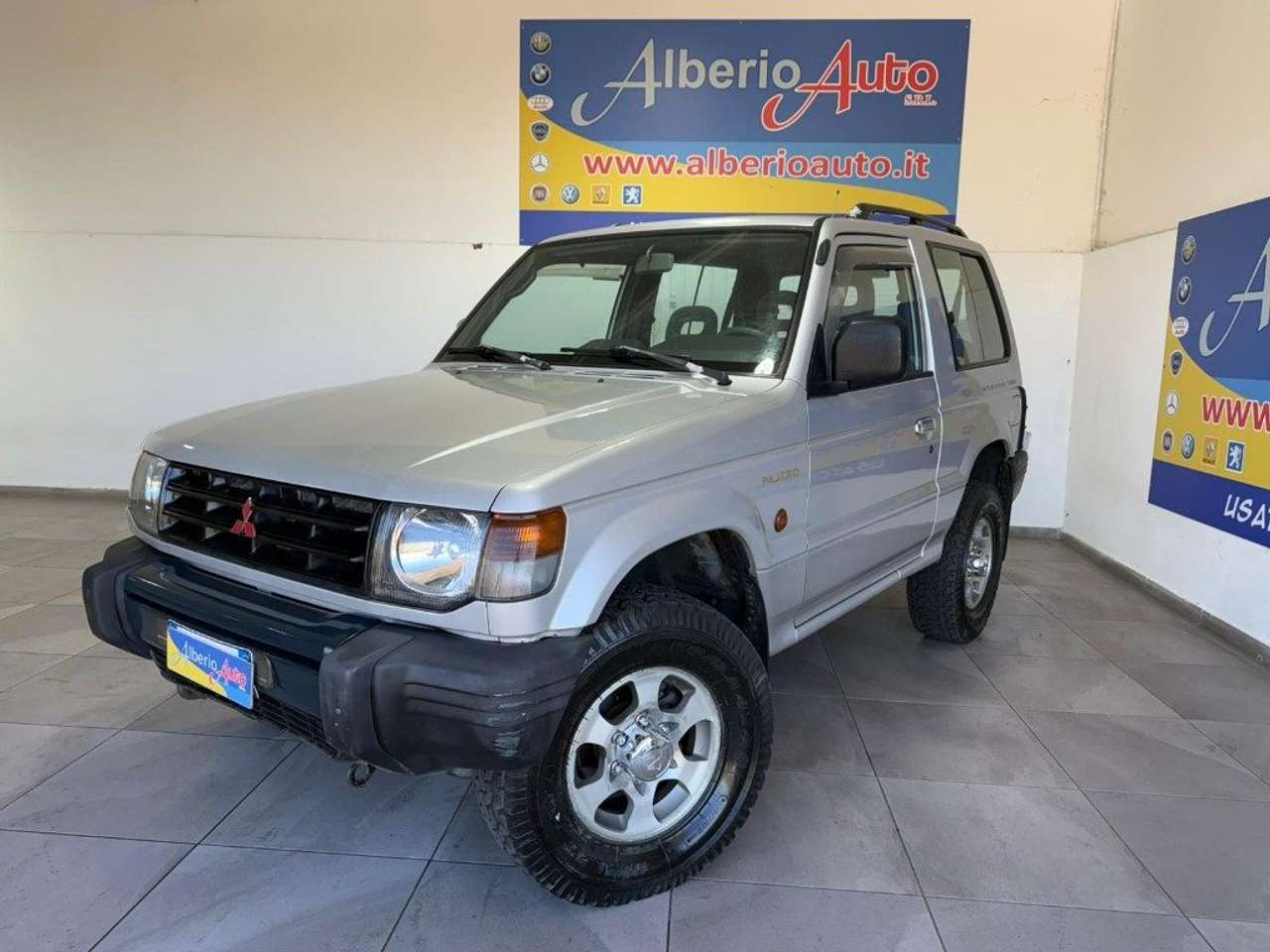 Mitsubishi Pajero 2.5 TDI Metal-top GLX