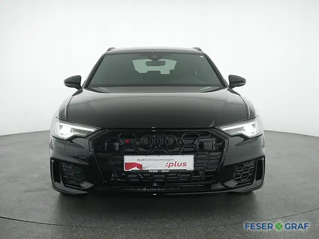 Audi S6 view 10