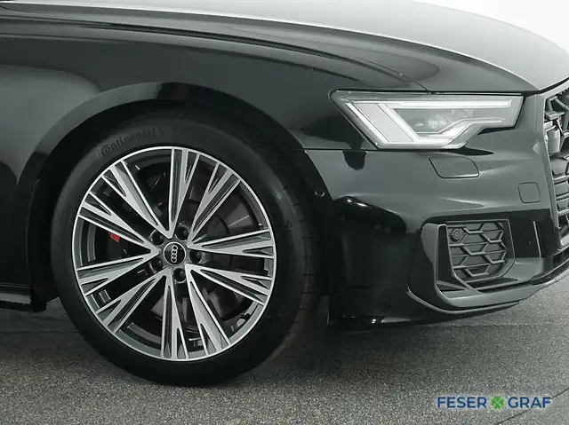 Audi S6 view 9