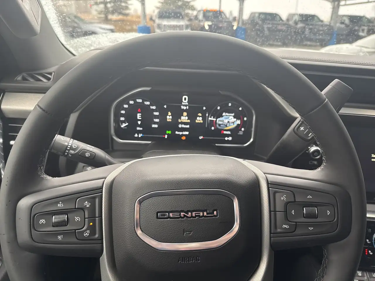 GMC Sierra 3500HD снимка GMC Sierra 3500HD