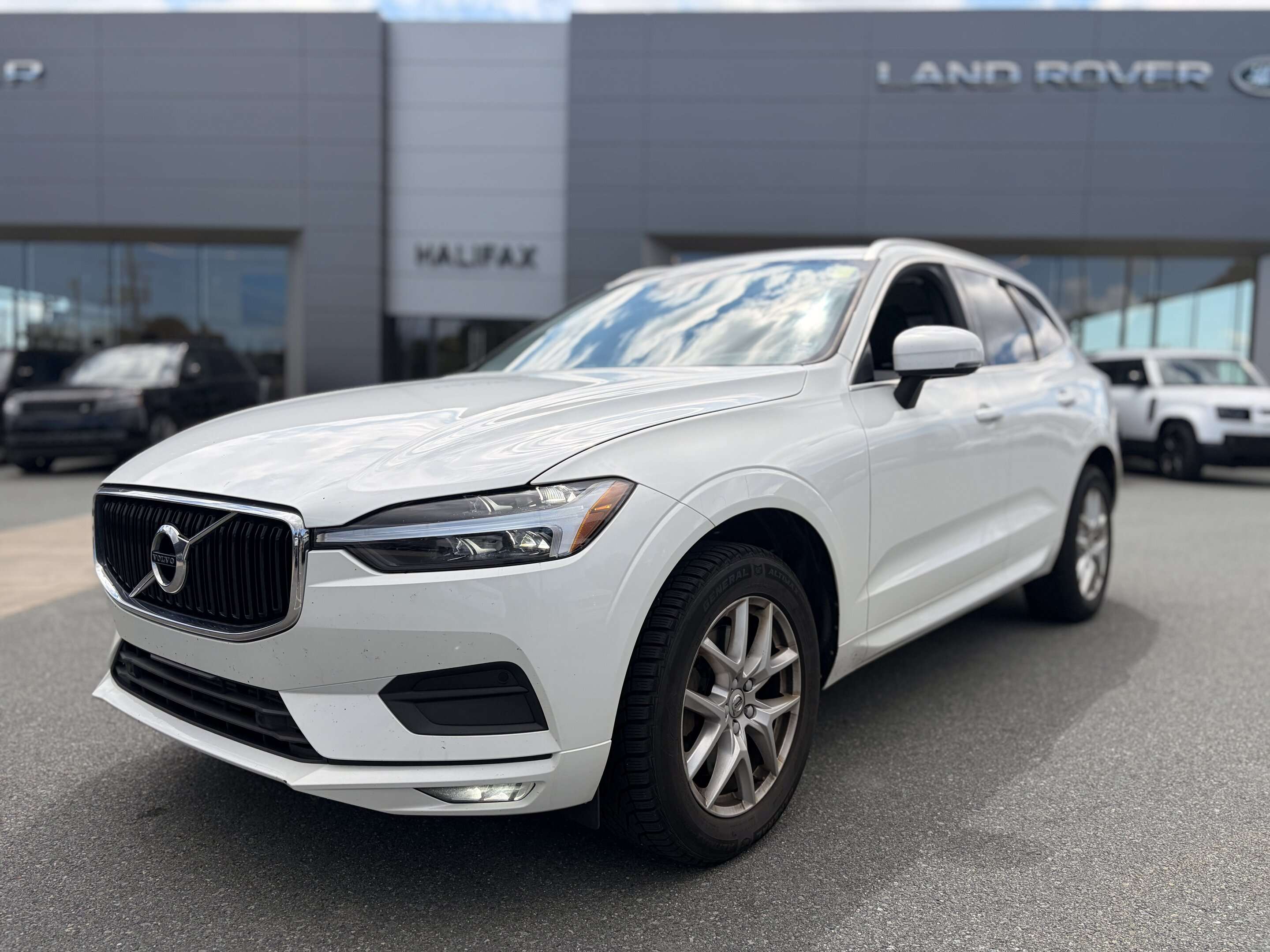 2021 Volvo XC60 Momentum