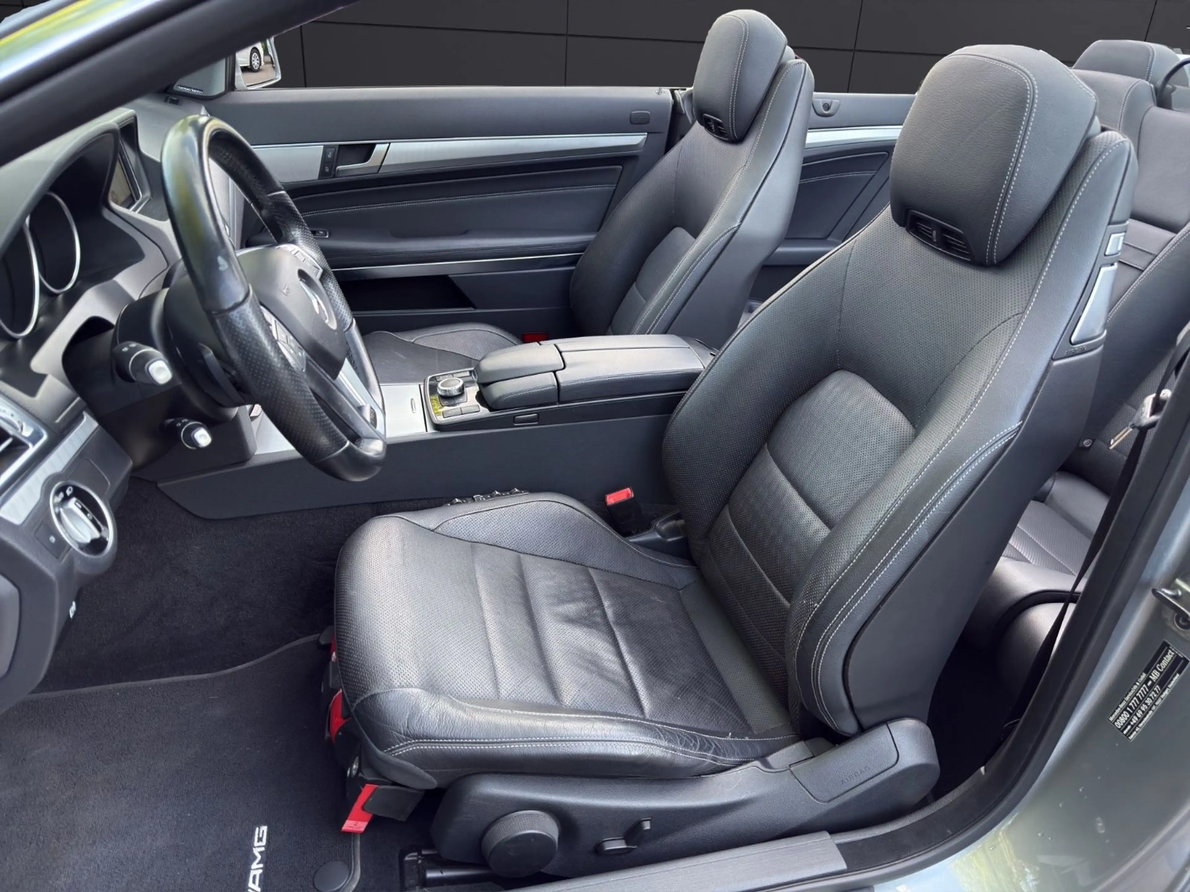 Mercedes-Benz E 250 E250 Cabrio AMG Line LED-NAVI-LEDER-PDC — photo 9