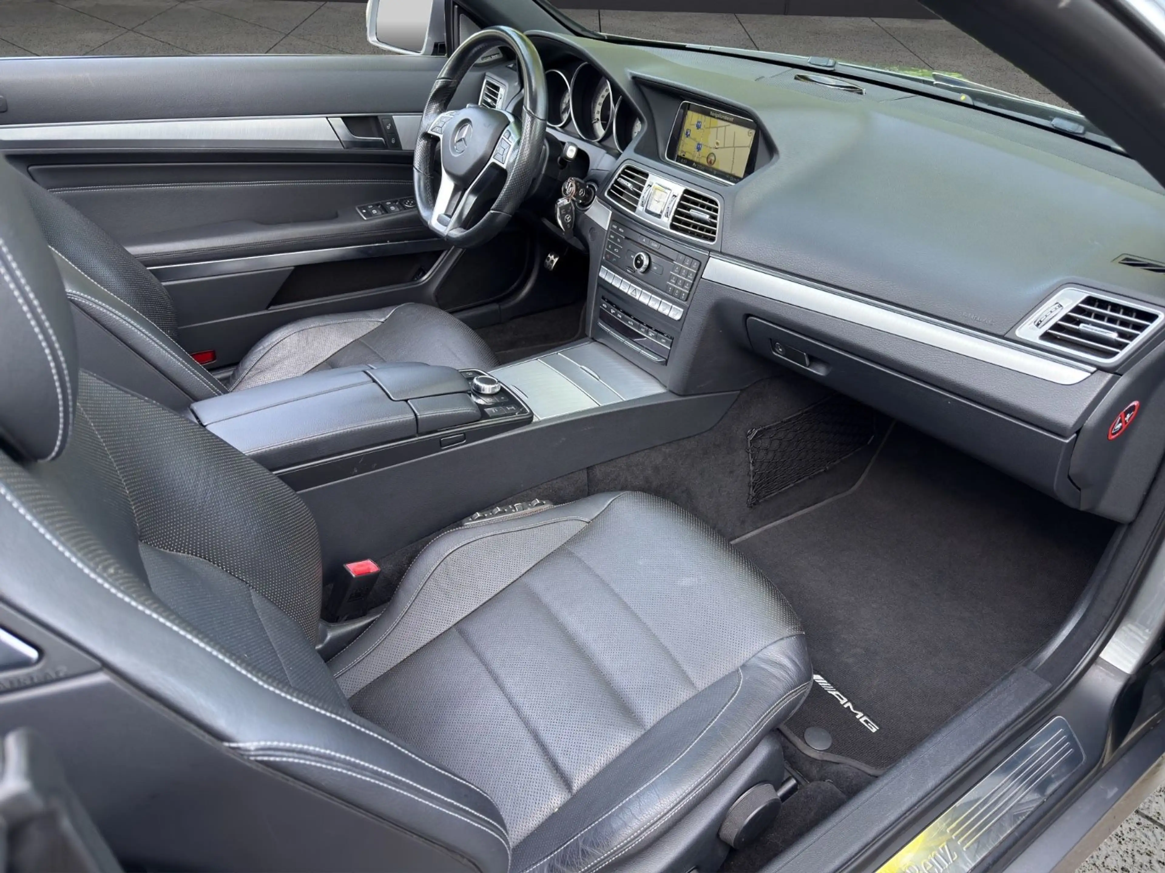 Mercedes-Benz E 250 E250 Cabrio AMG Line LED-NAVI-LEDER-PDC — photo 15
