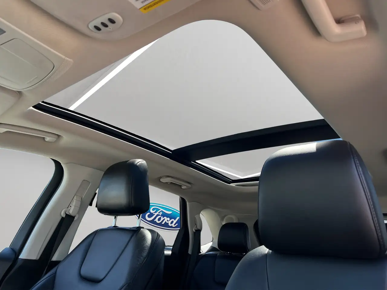 Ford Edge снимка Ford Edge