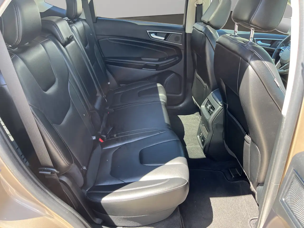 Ford Edge снимка Ford Edge