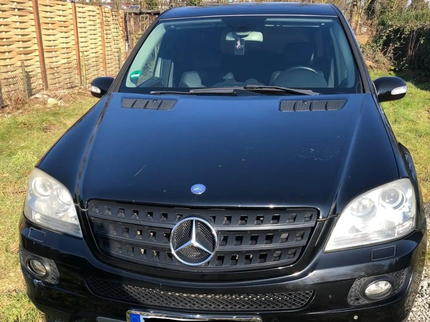Mercedes-Benz ML 320 CDI 4Matic 7G-TRONIC DPF Schwarz - 1
