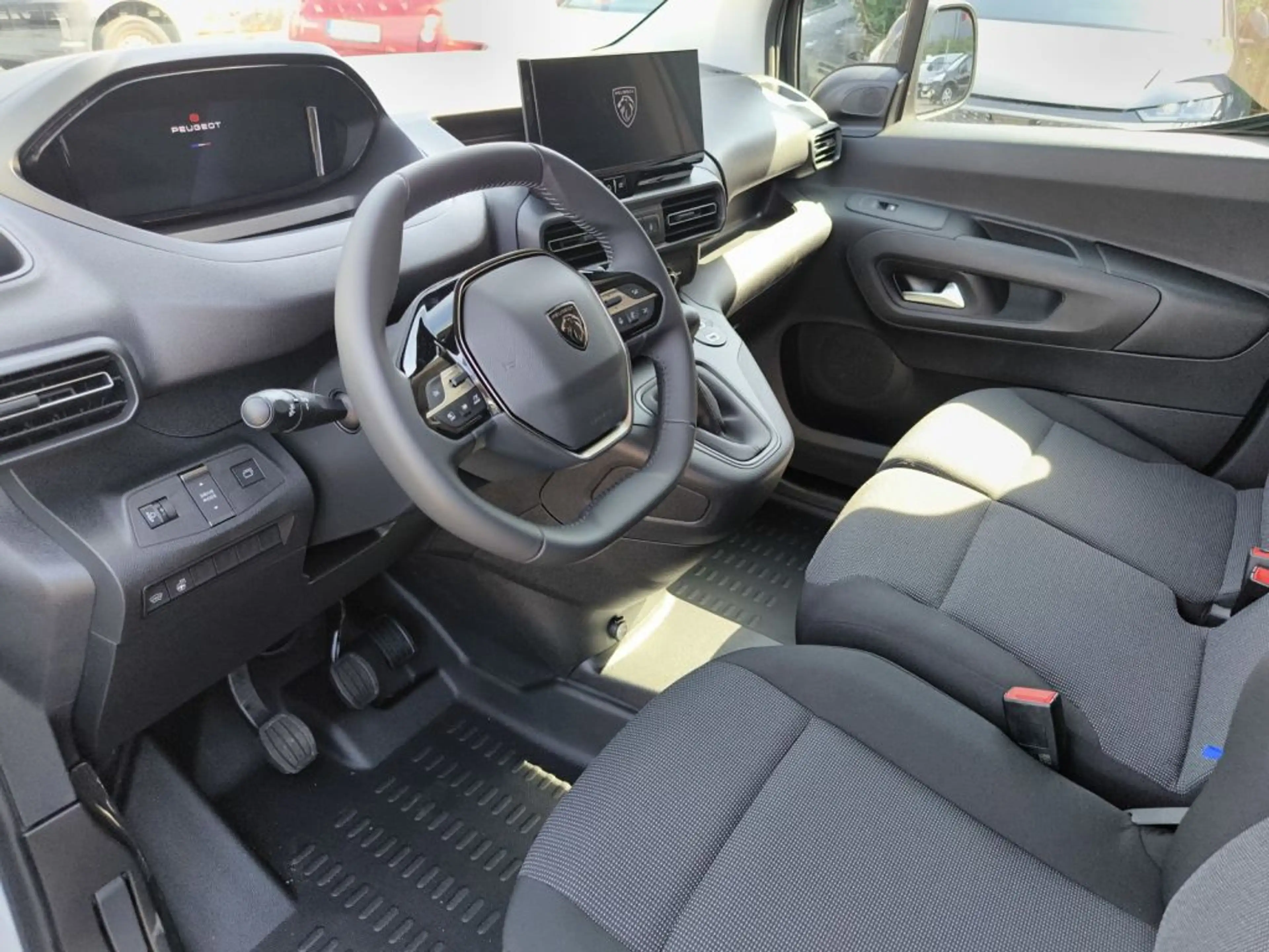 Peugeot Partner 1,5 Diesel 100 M — photo 10