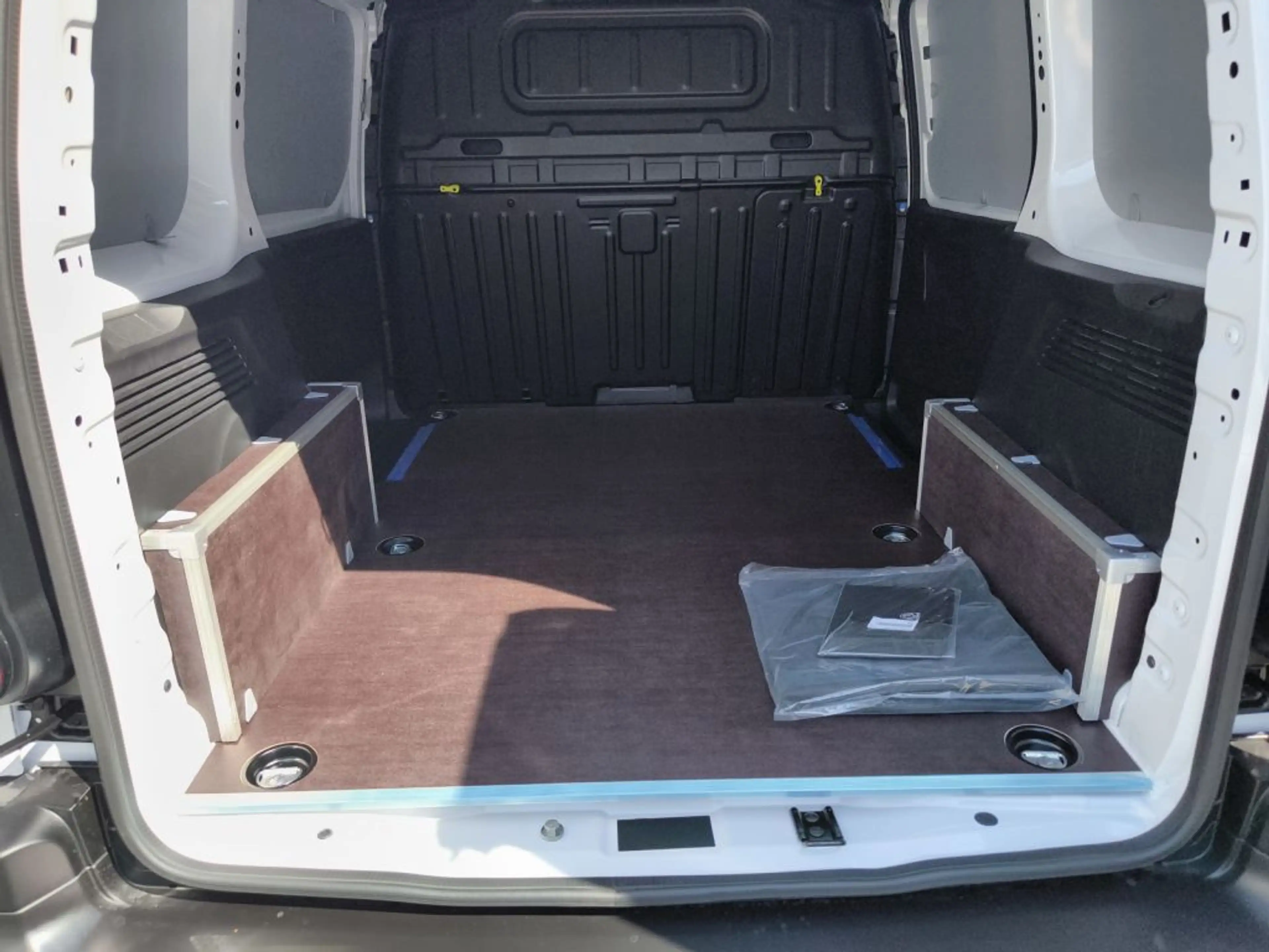 Peugeot Partner 1,5 Diesel 100 M — photo 8