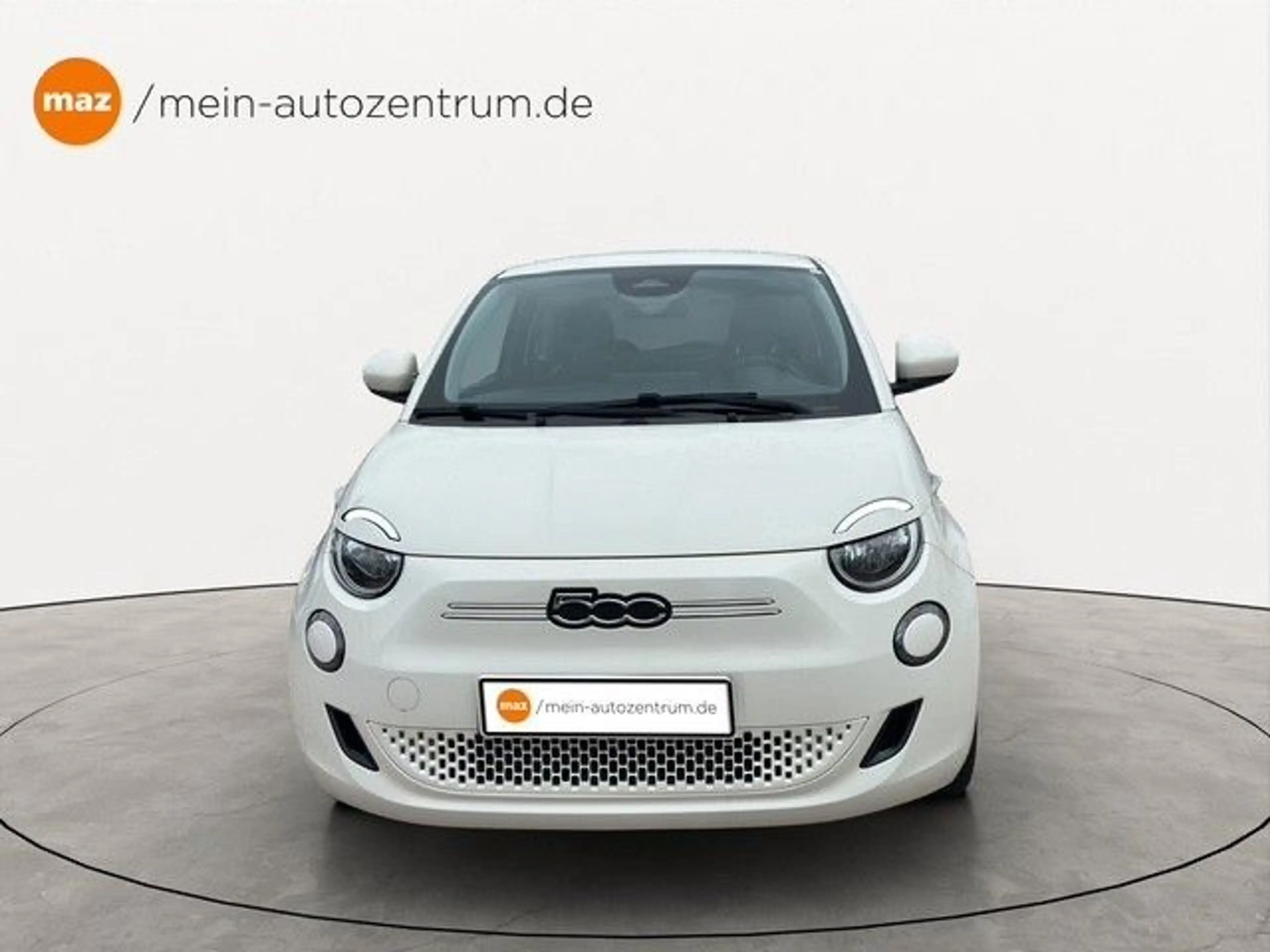 Fiat 500e 42 kWh Basis NAVI KLIMA Bluetooth DAB+ — photo 15