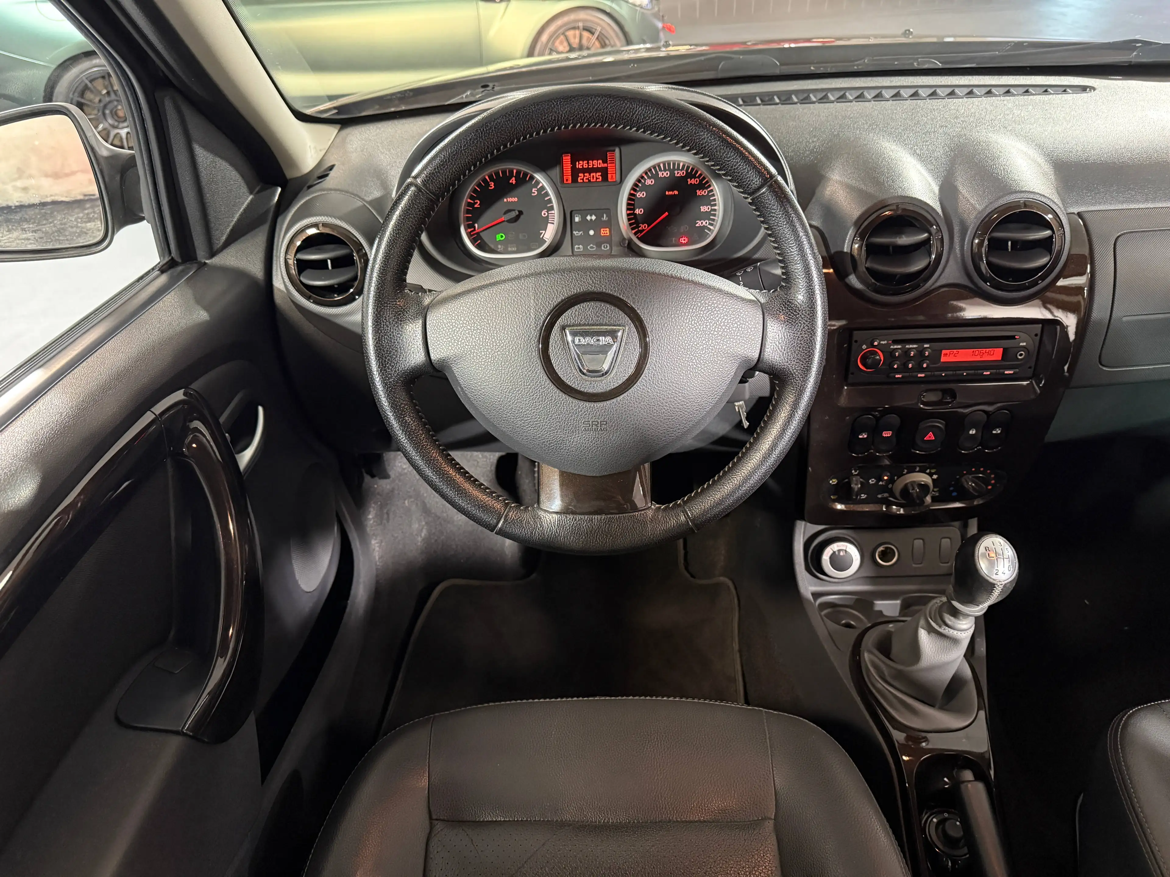 Dacia Duster Duster 1.6 16V 4x4 Prestige Vollleder Klima — photo 13