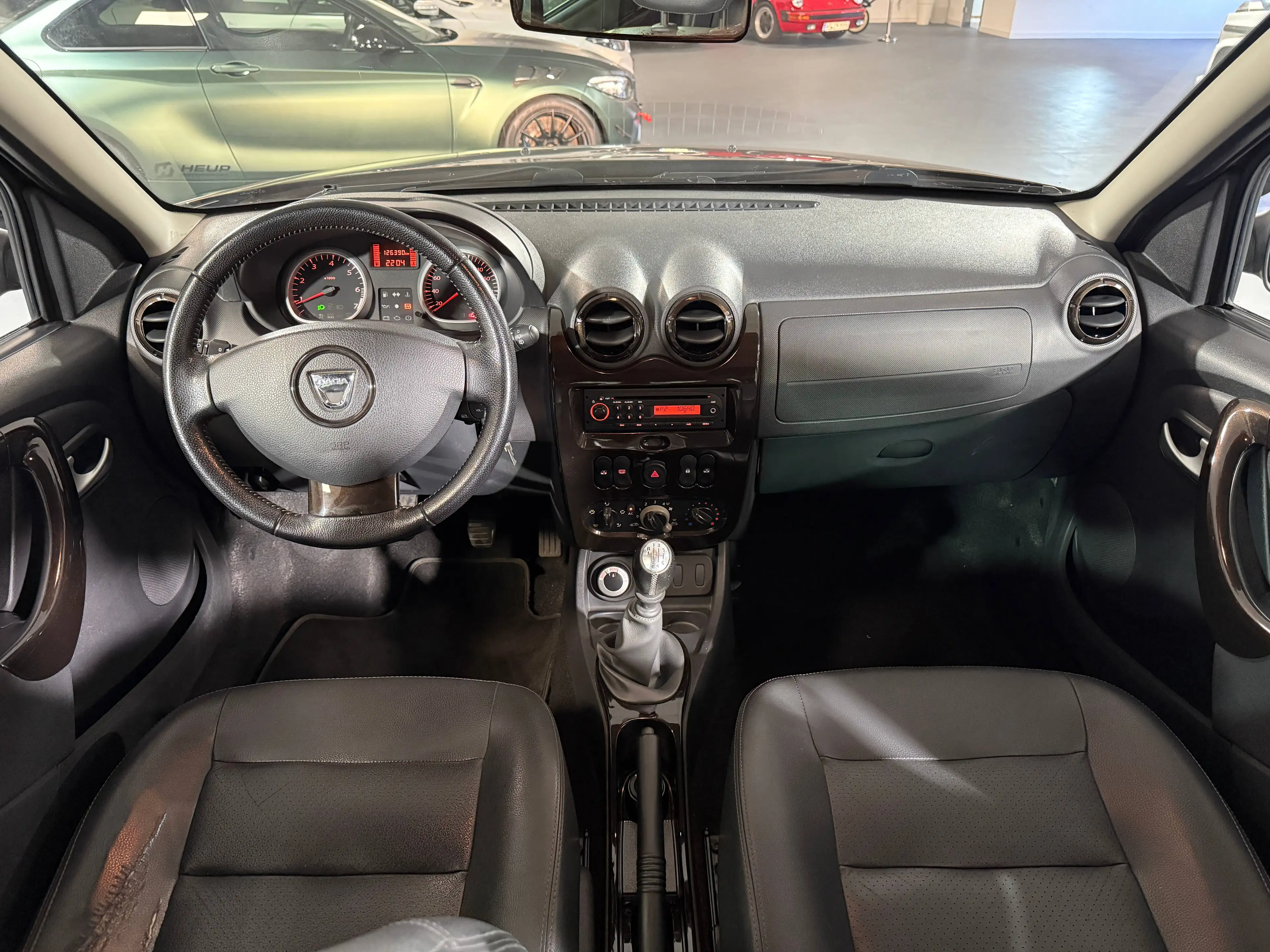 Dacia Duster Duster 1.6 16V 4x4 Prestige Vollleder Klima — photo 11