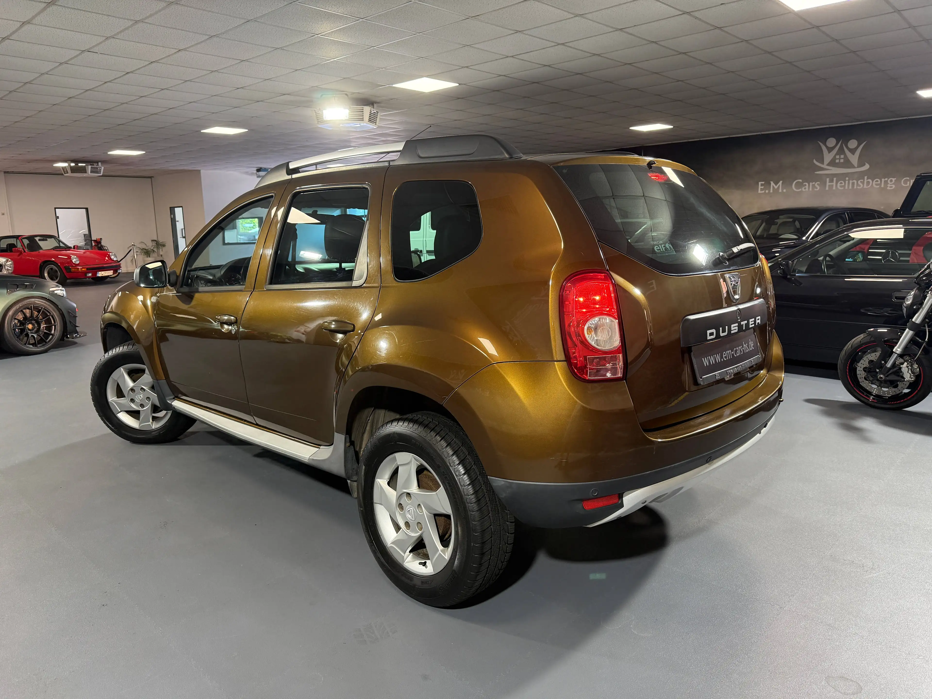 Dacia Duster Duster 1.6 16V 4x4 Prestige Vollleder Klima — photo 5