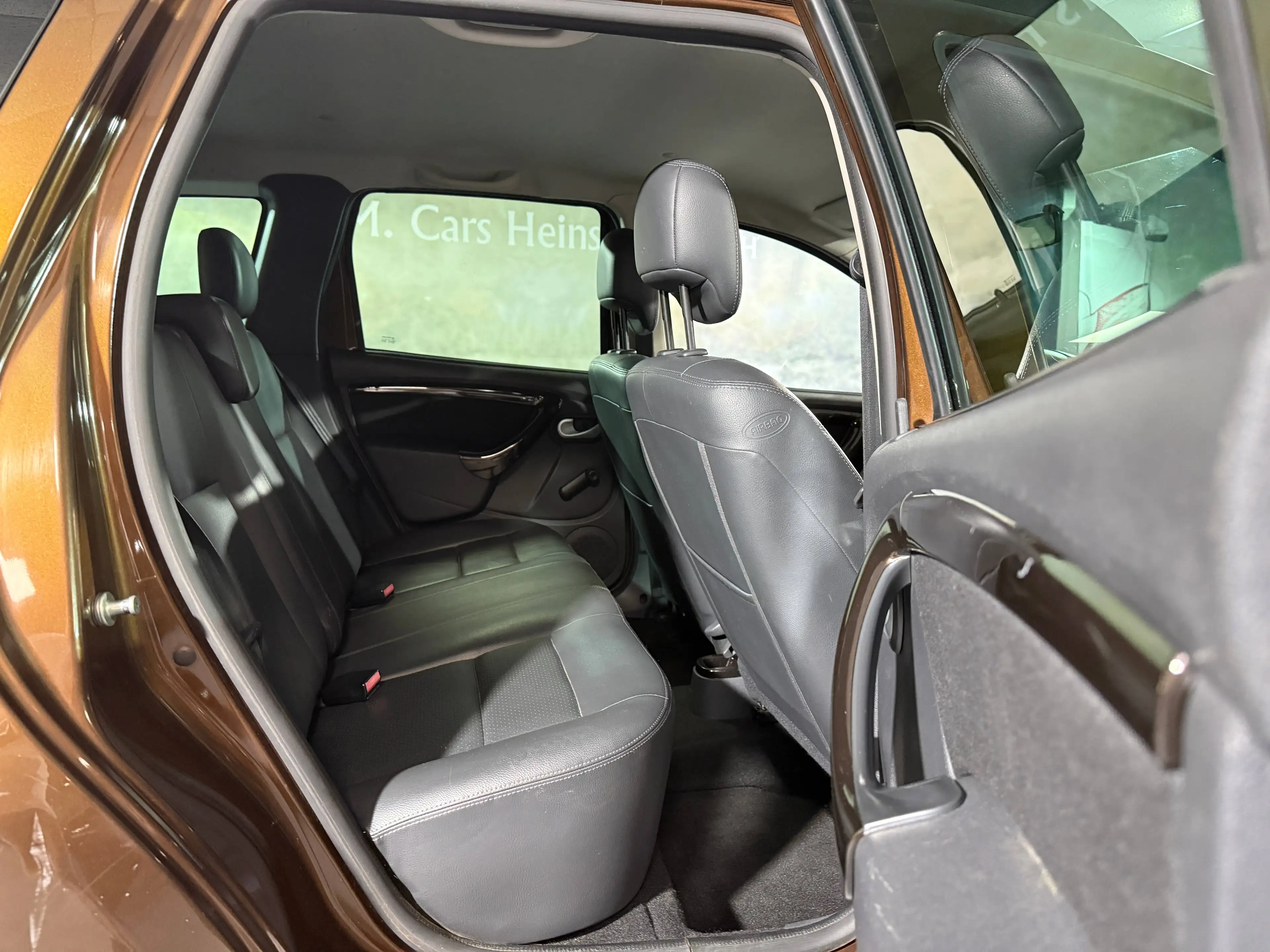 Dacia Duster Duster 1.6 16V 4x4 Prestige Vollleder Klima — photo 9