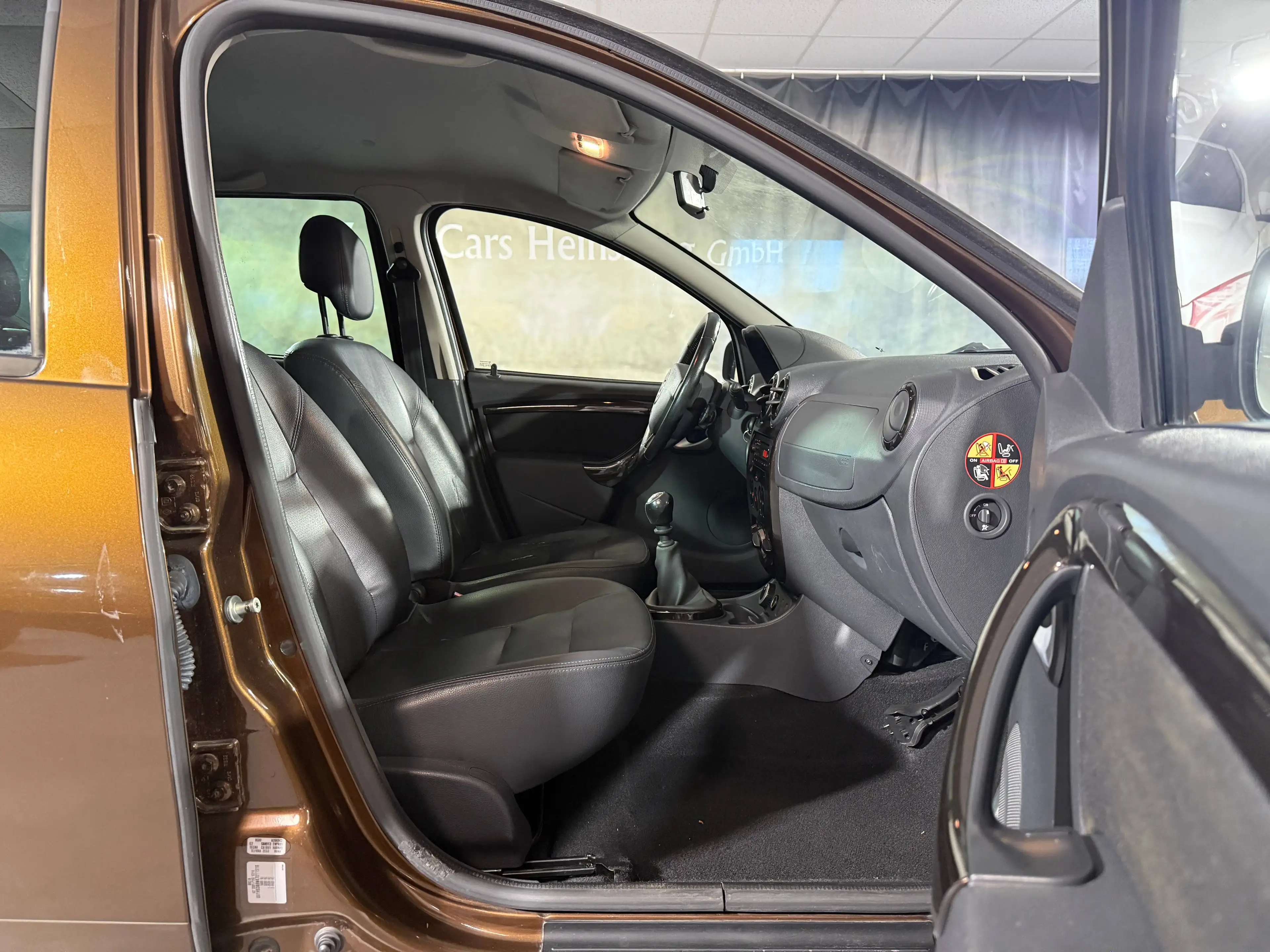 Dacia Duster Duster 1.6 16V 4x4 Prestige Vollleder Klima — photo 10
