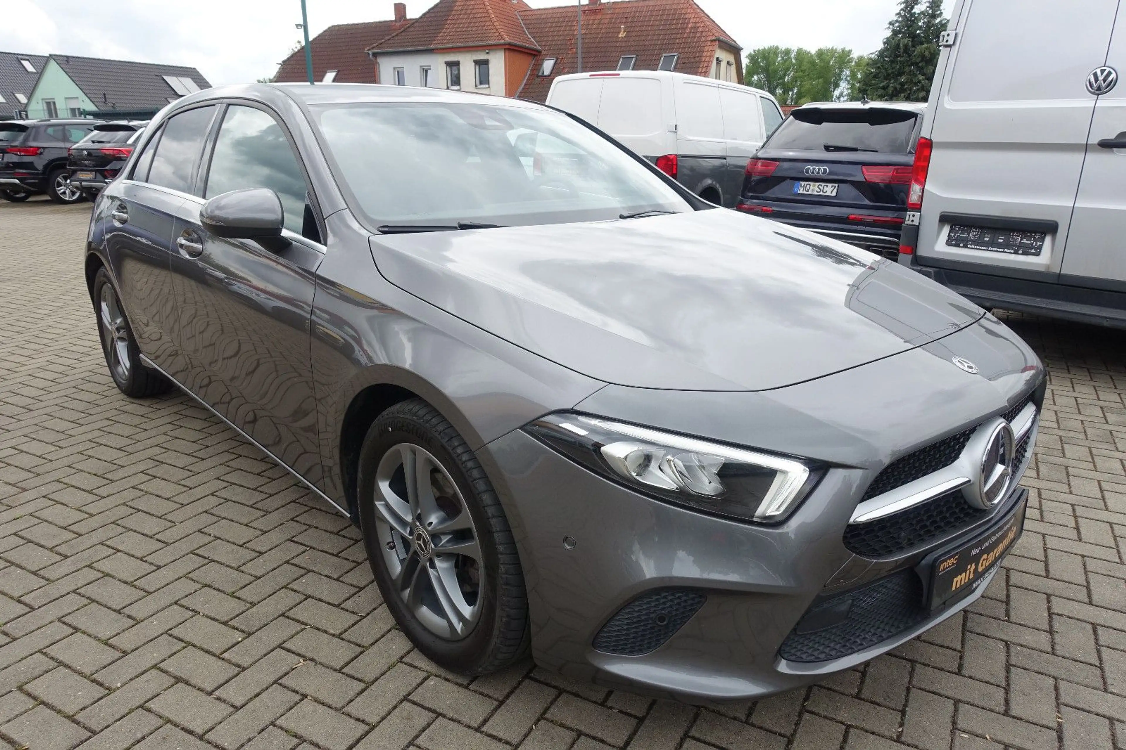 Mercedes-Benz A 180 d*LED High Perf*Tempomat*Leder*Navi*PDC* — photo 3