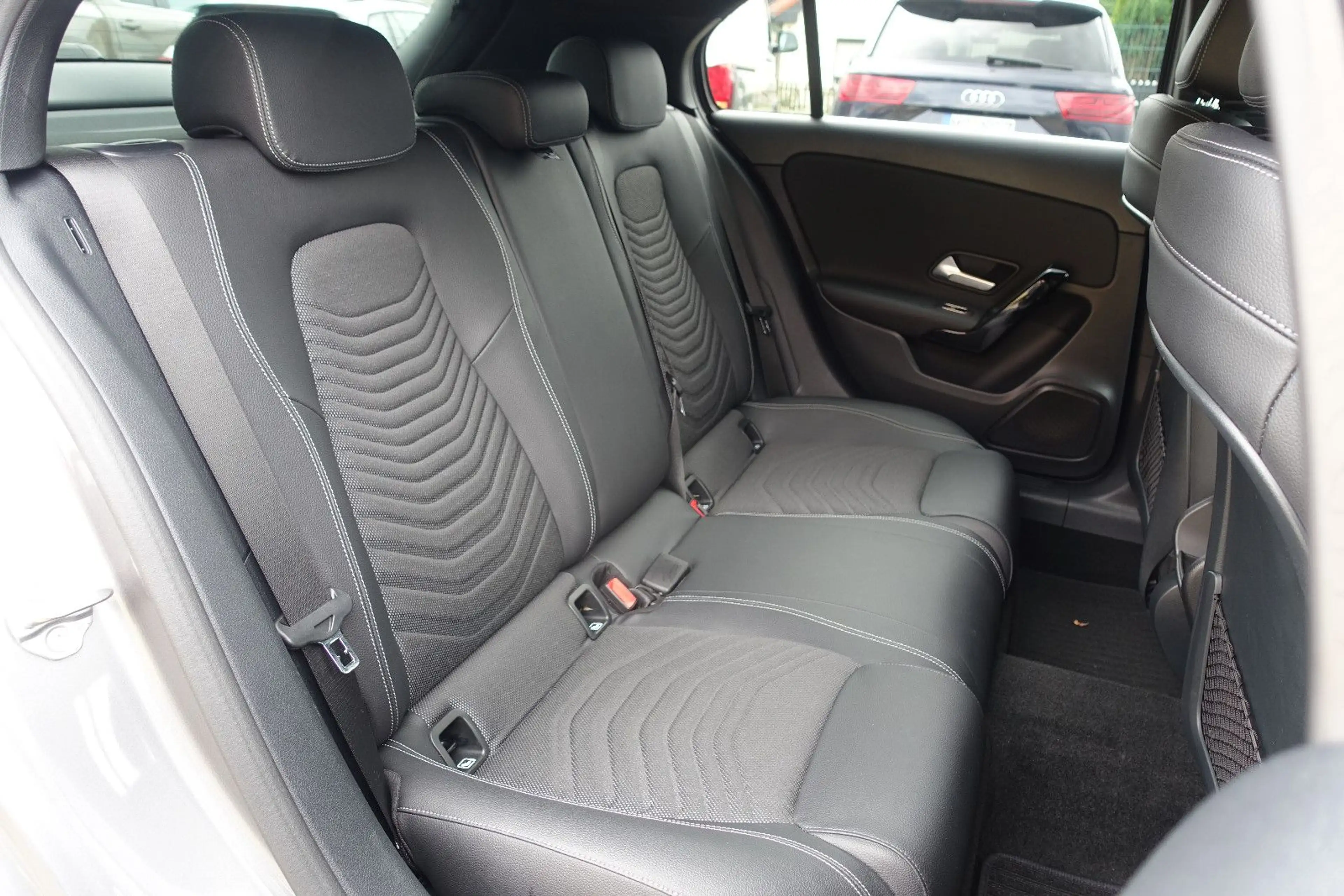 Mercedes-Benz A 180 d*LED High Perf*Tempomat*Leder*Navi*PDC* — photo 26